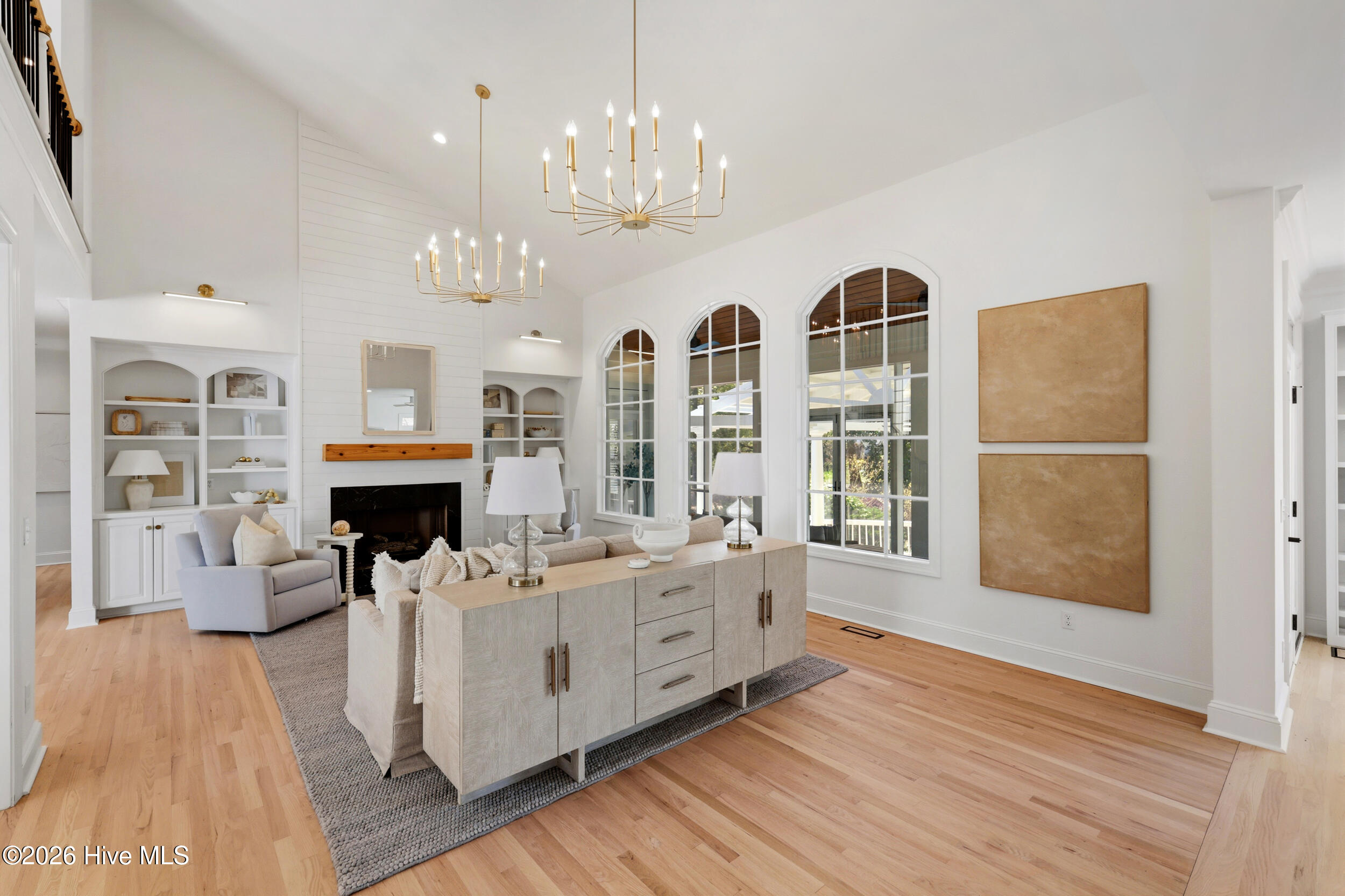 100540721 | Photo 18