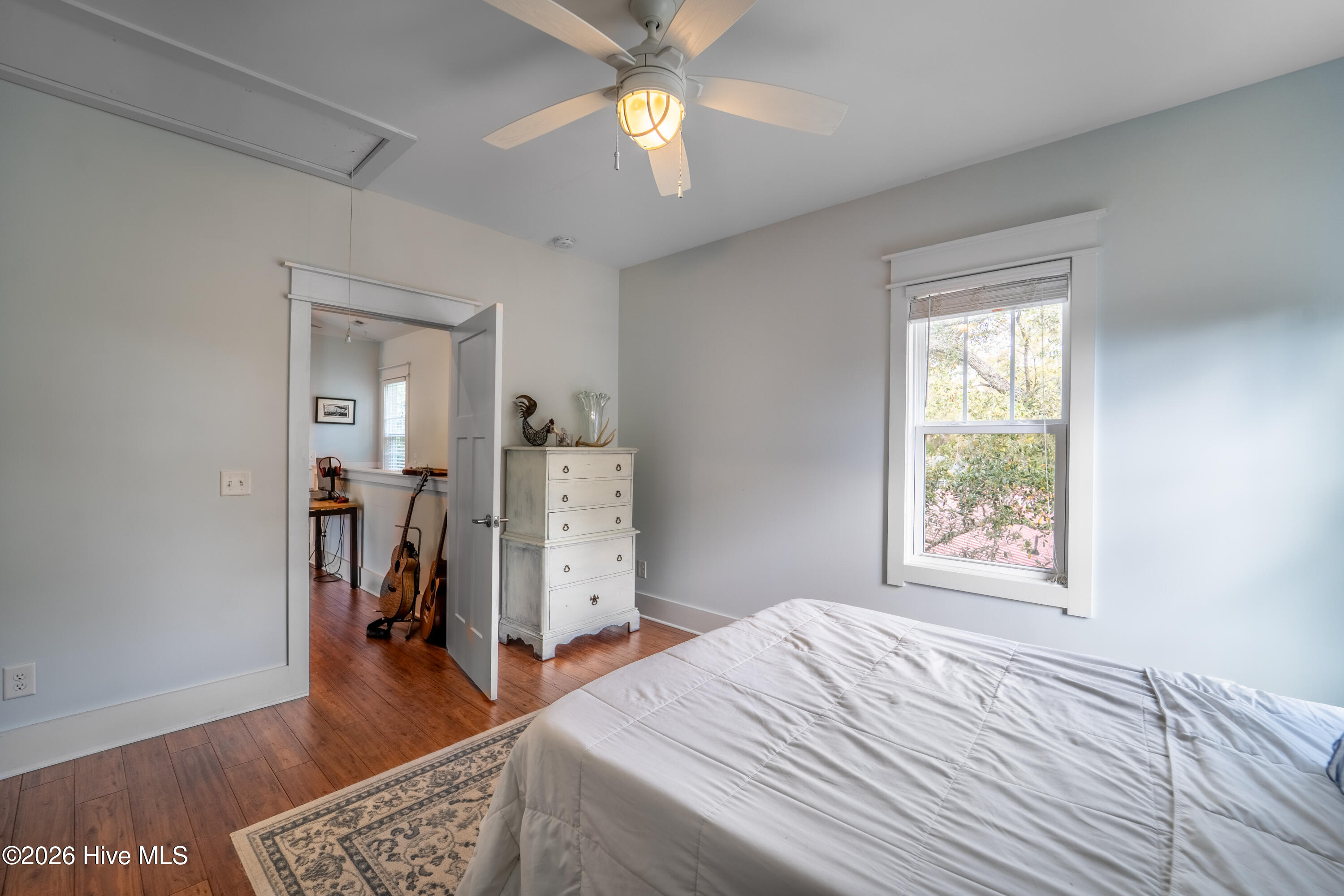 100559226 | Photo 17