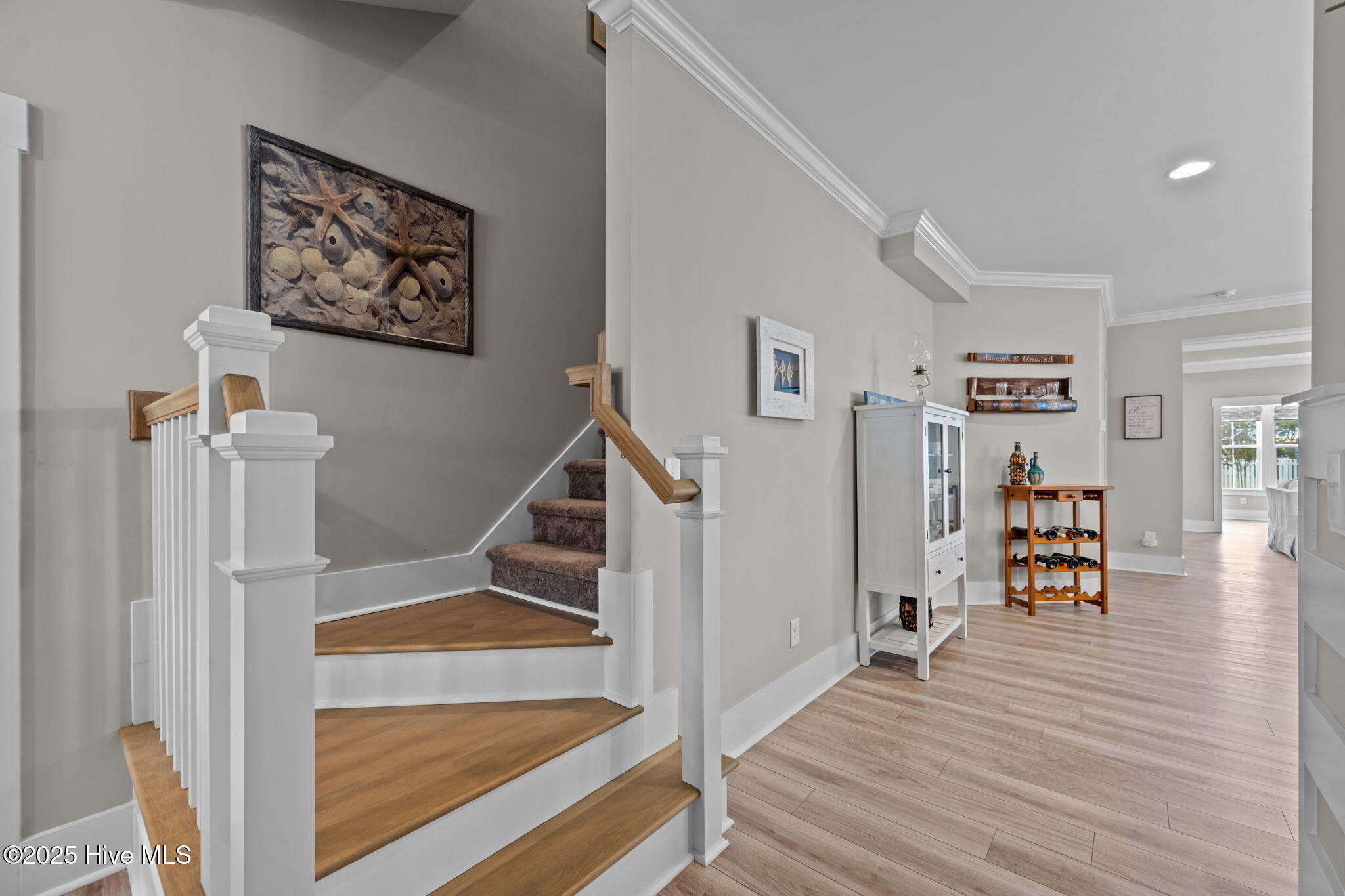 100527941 | Photo 22