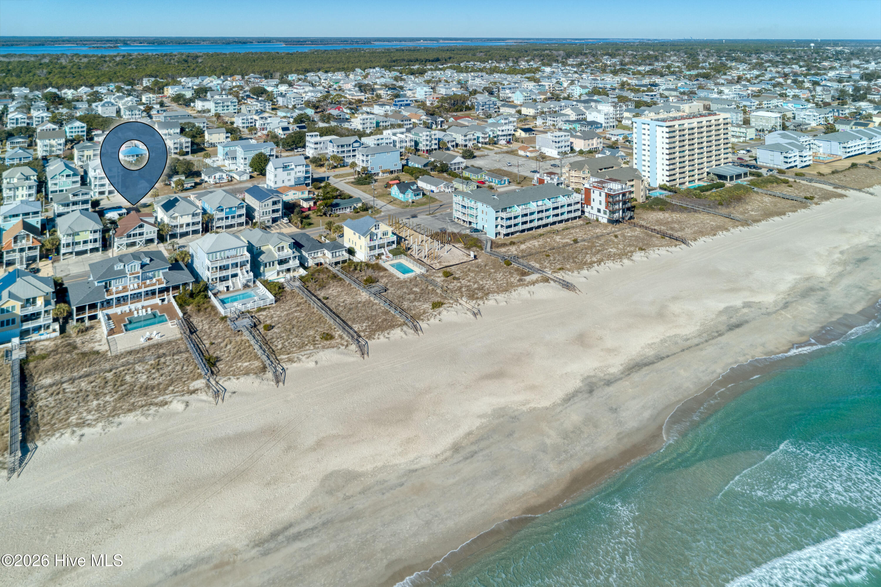 100550780 | Photo 54