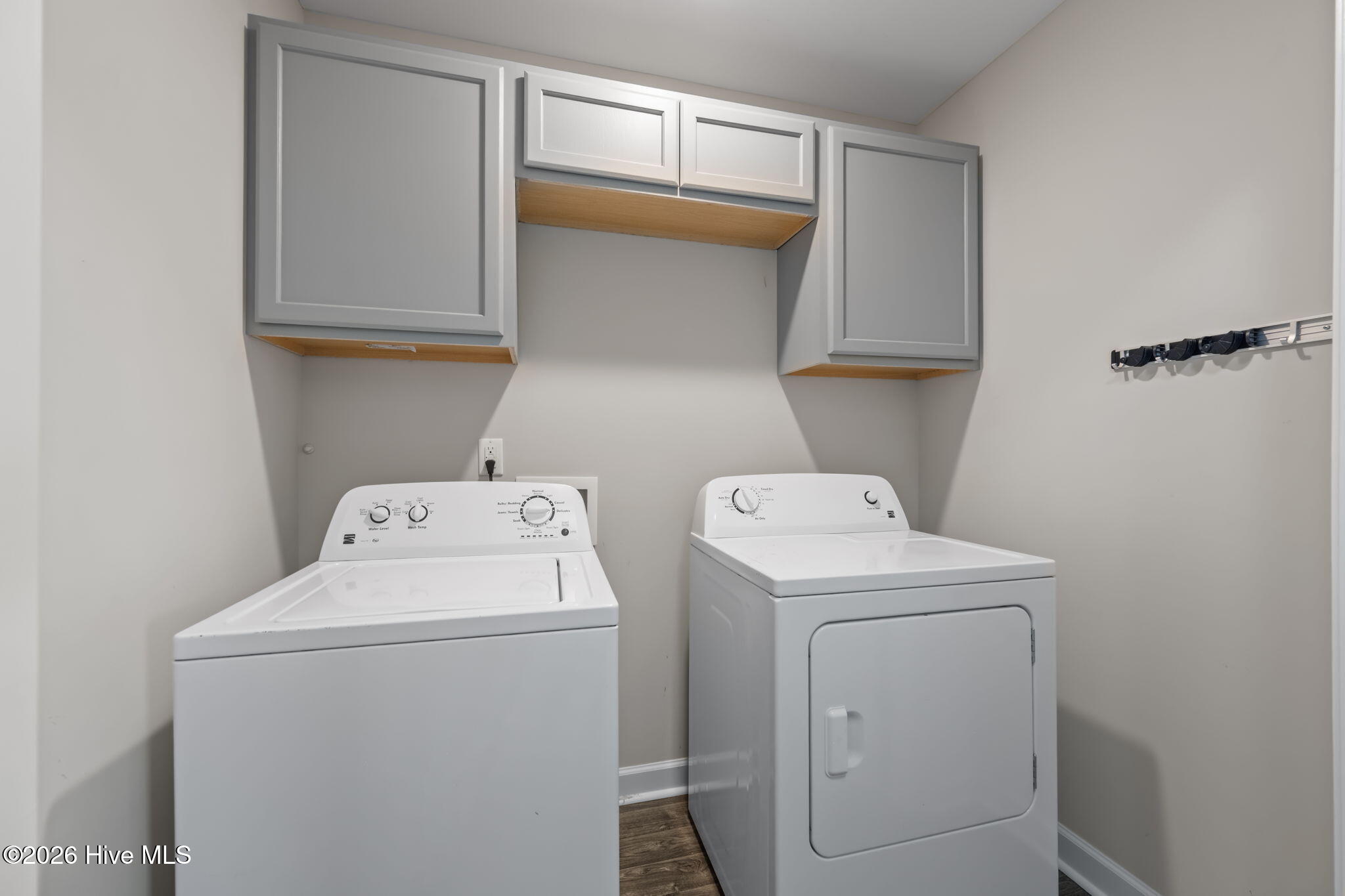 100567362 | Photo 18