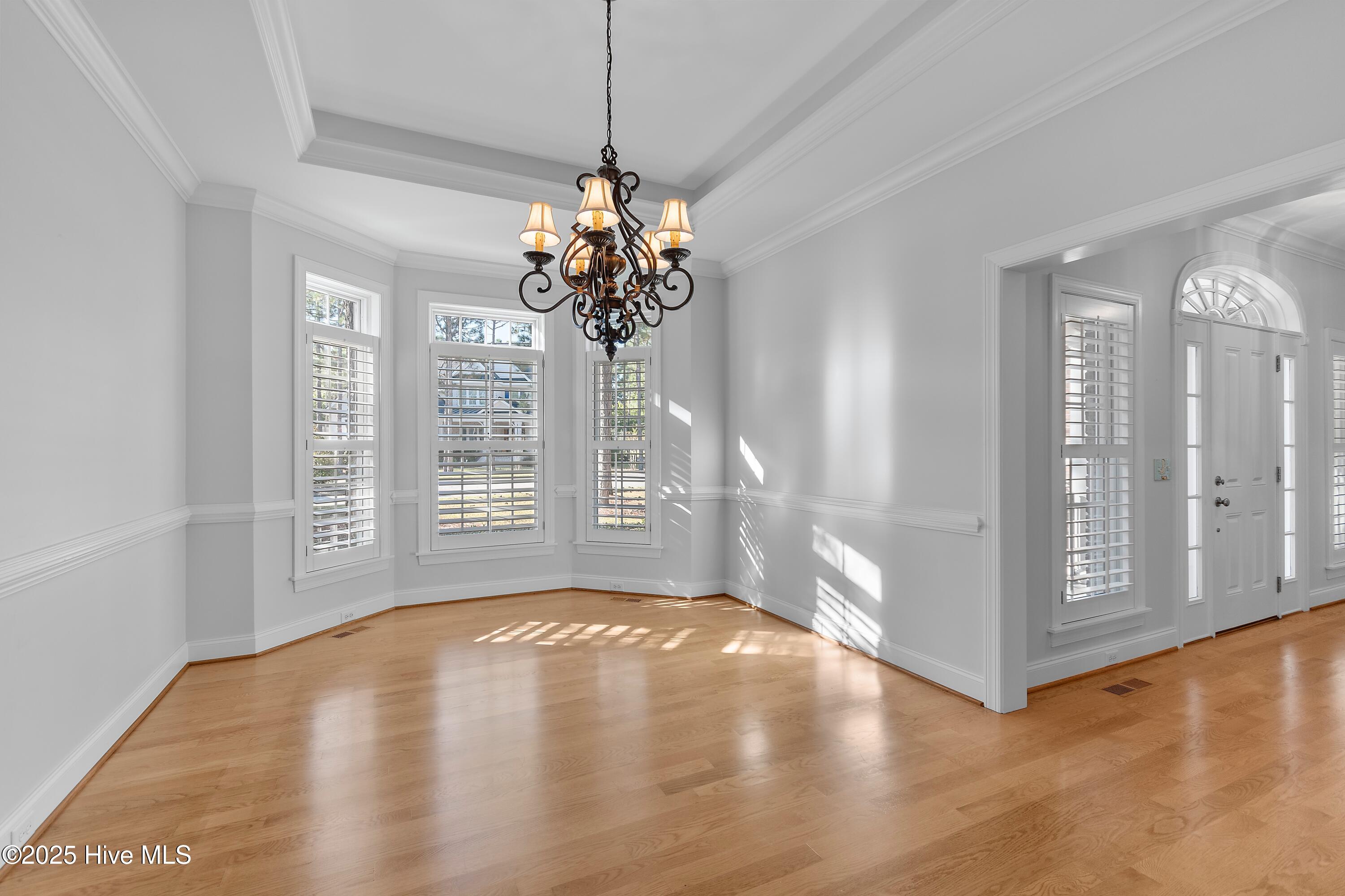 100537918 | Photo 12