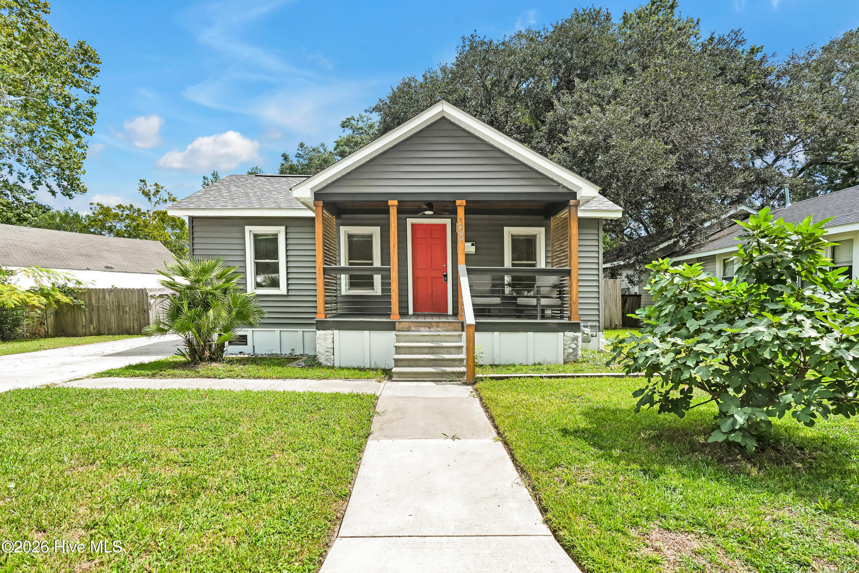 Single family home for sale at 1209 Spofford Cir, Wilmington, NC 28403 | MLS# 100608304