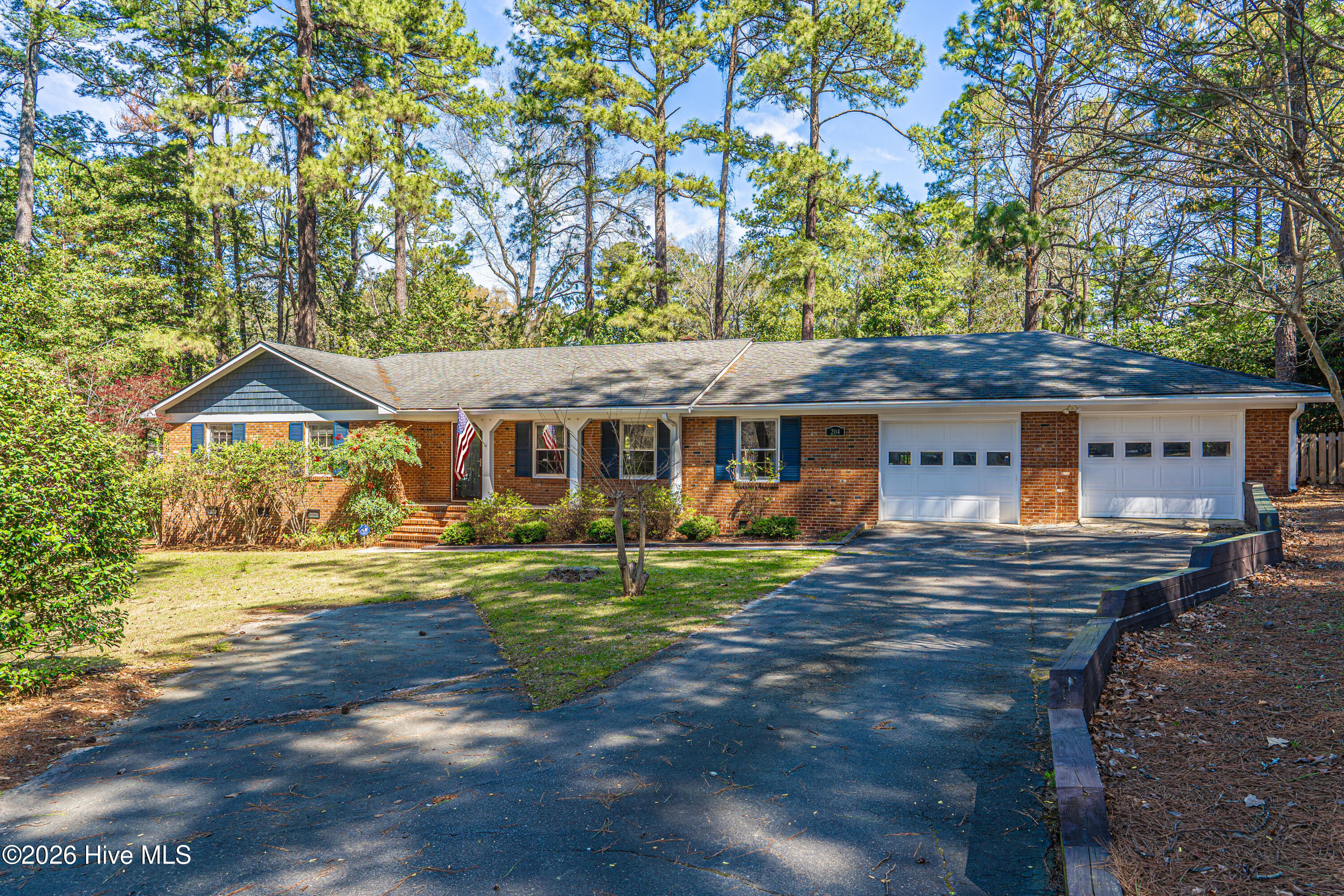 Homes for sale in Southern Pines, NC | 204 Haldane Dr, Southern Pines, NC 28387 | MLS# 100561738