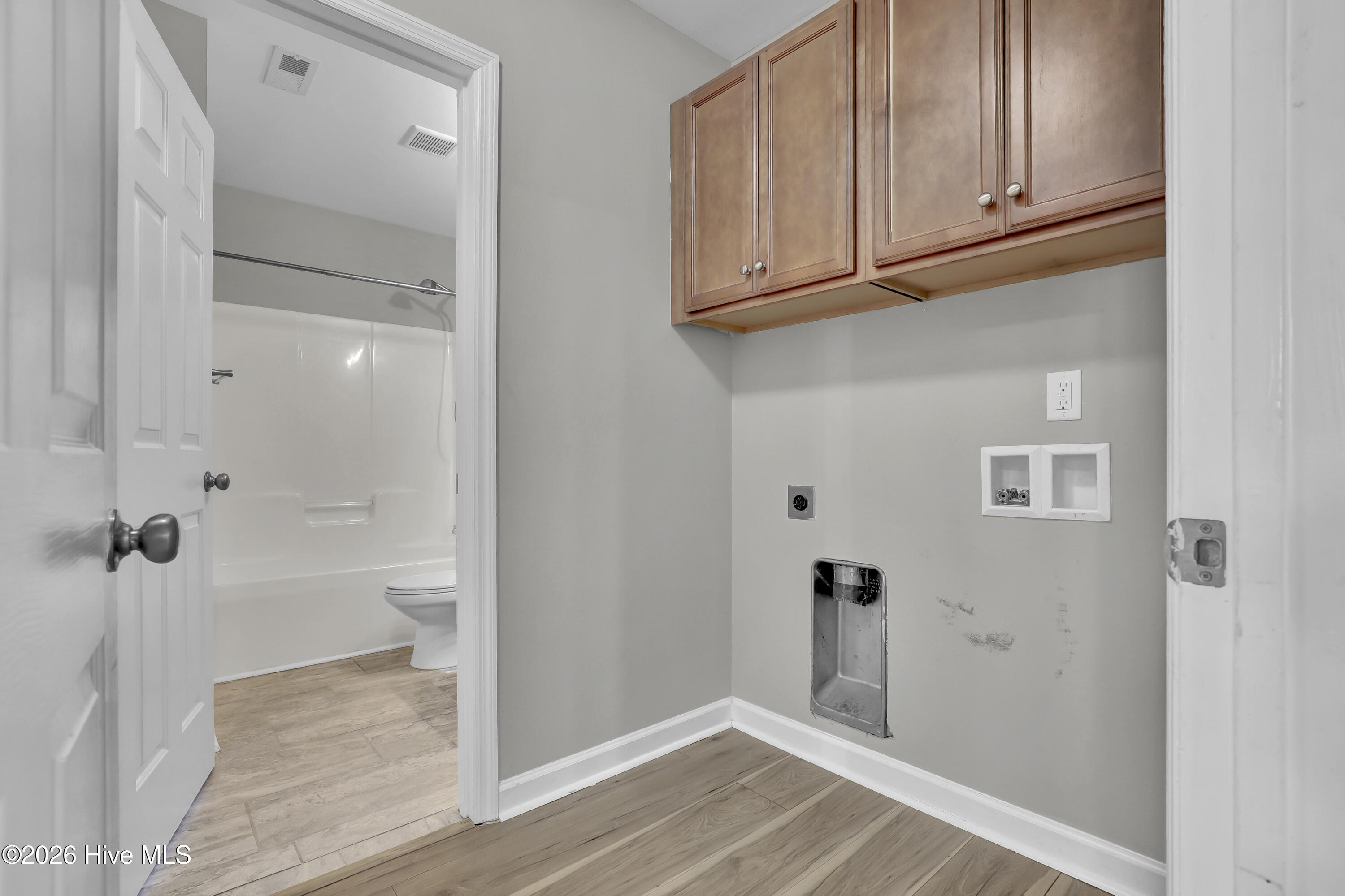 100554314 | Photo 21