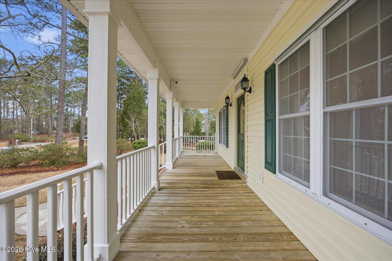 100553011 | Photo 59