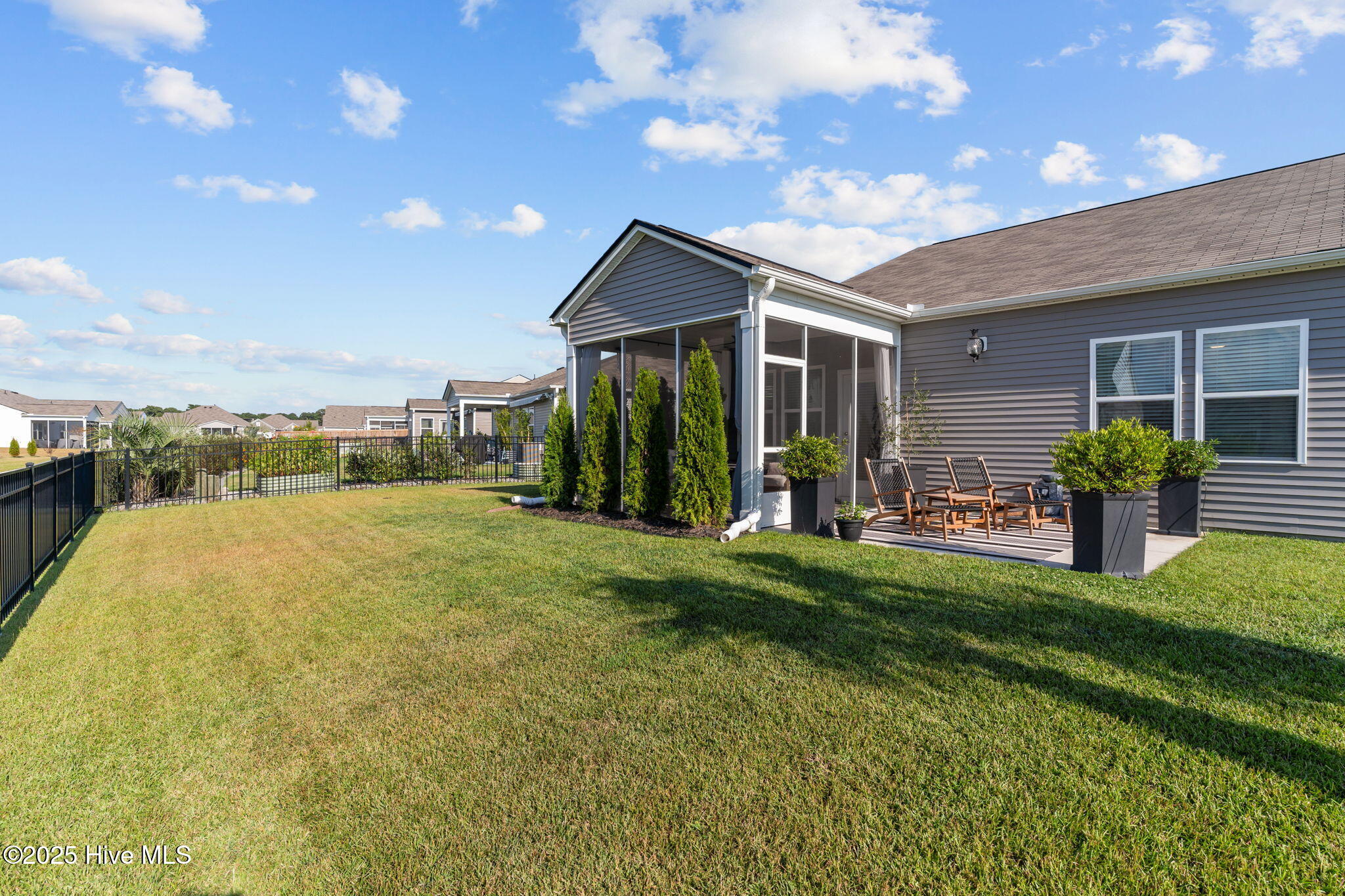 100531839 | Photo 17