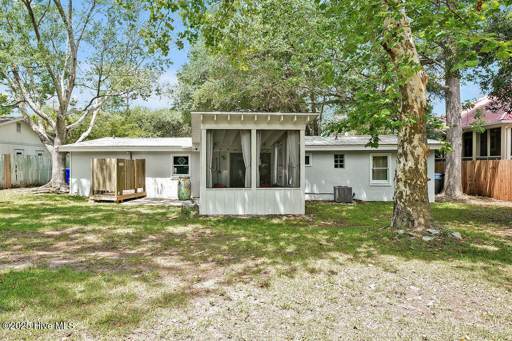 100555819 | Photo 33