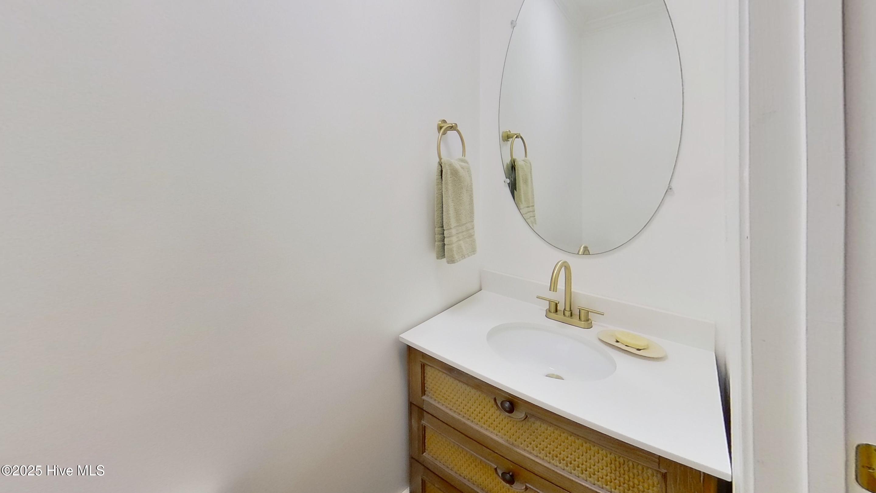 100544095 | Photo 20