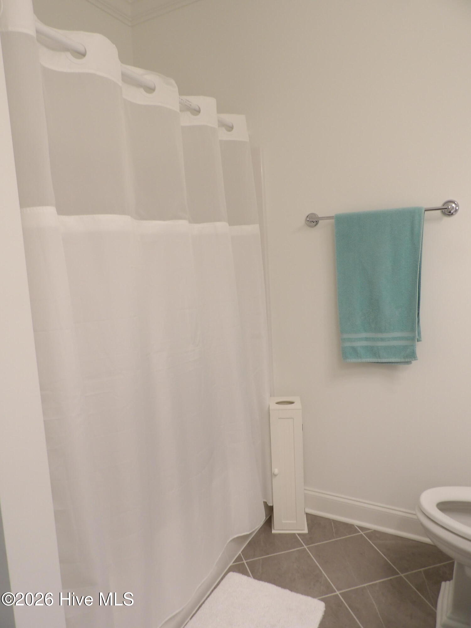 100561891 | Photo 41