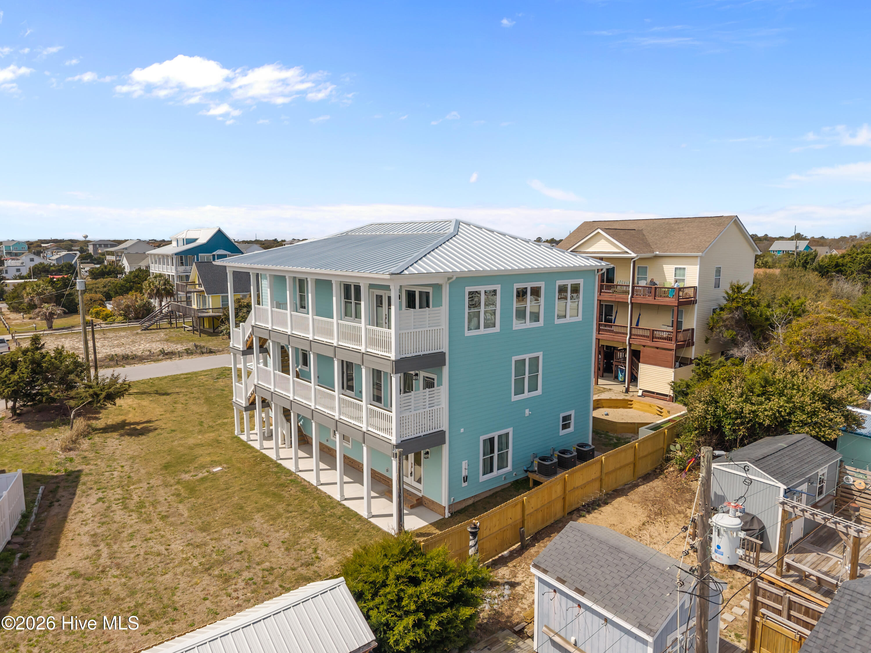 104 E Seaview Drive, Emerald Isle, NC, 28594