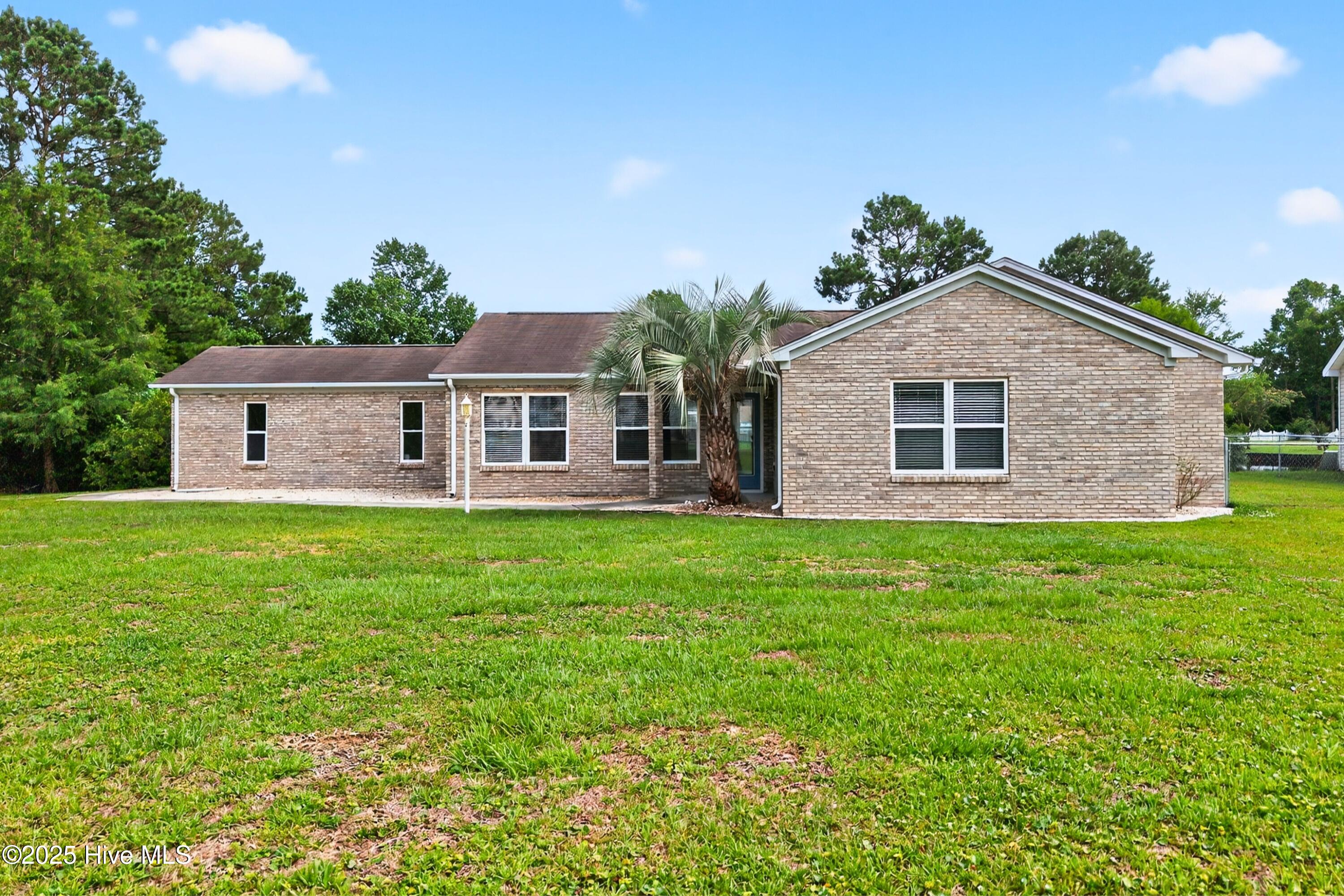 100513022 | Photo 24