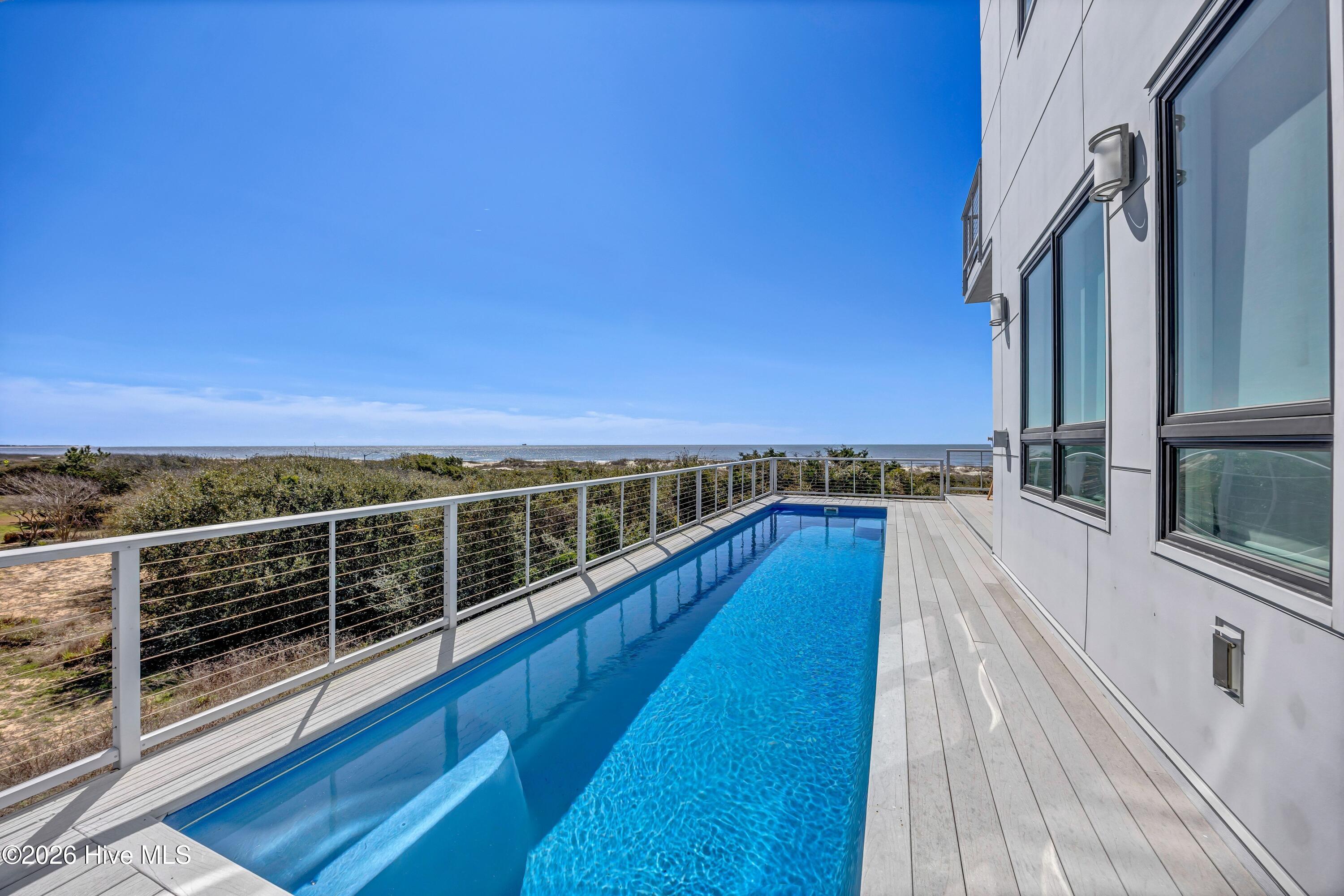 100559352 | Photo 37