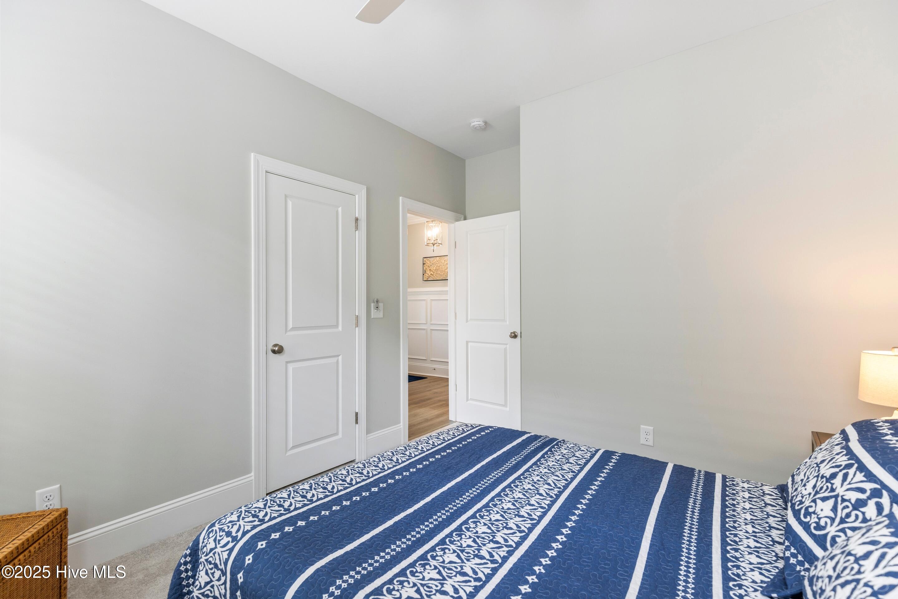 100554494 | Photo 26