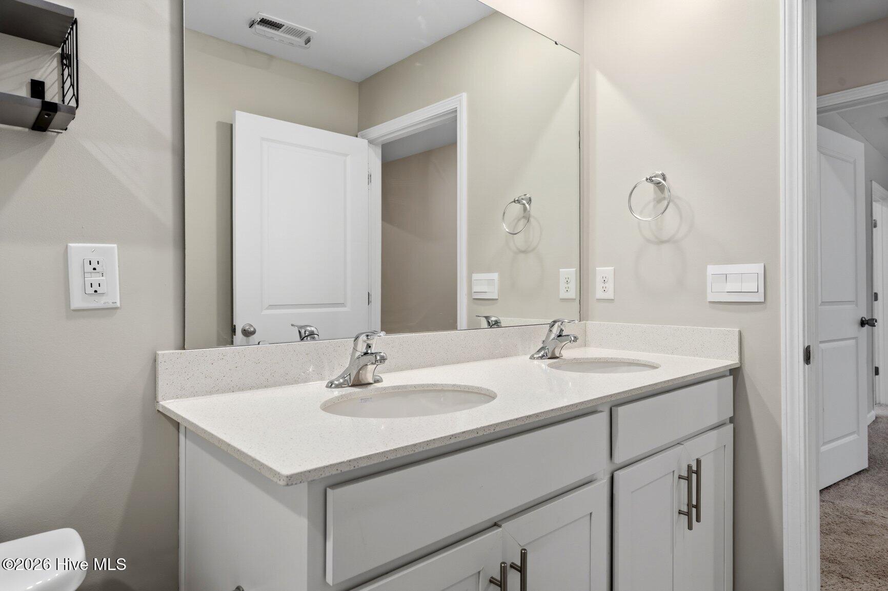 Upstairs Full Bath