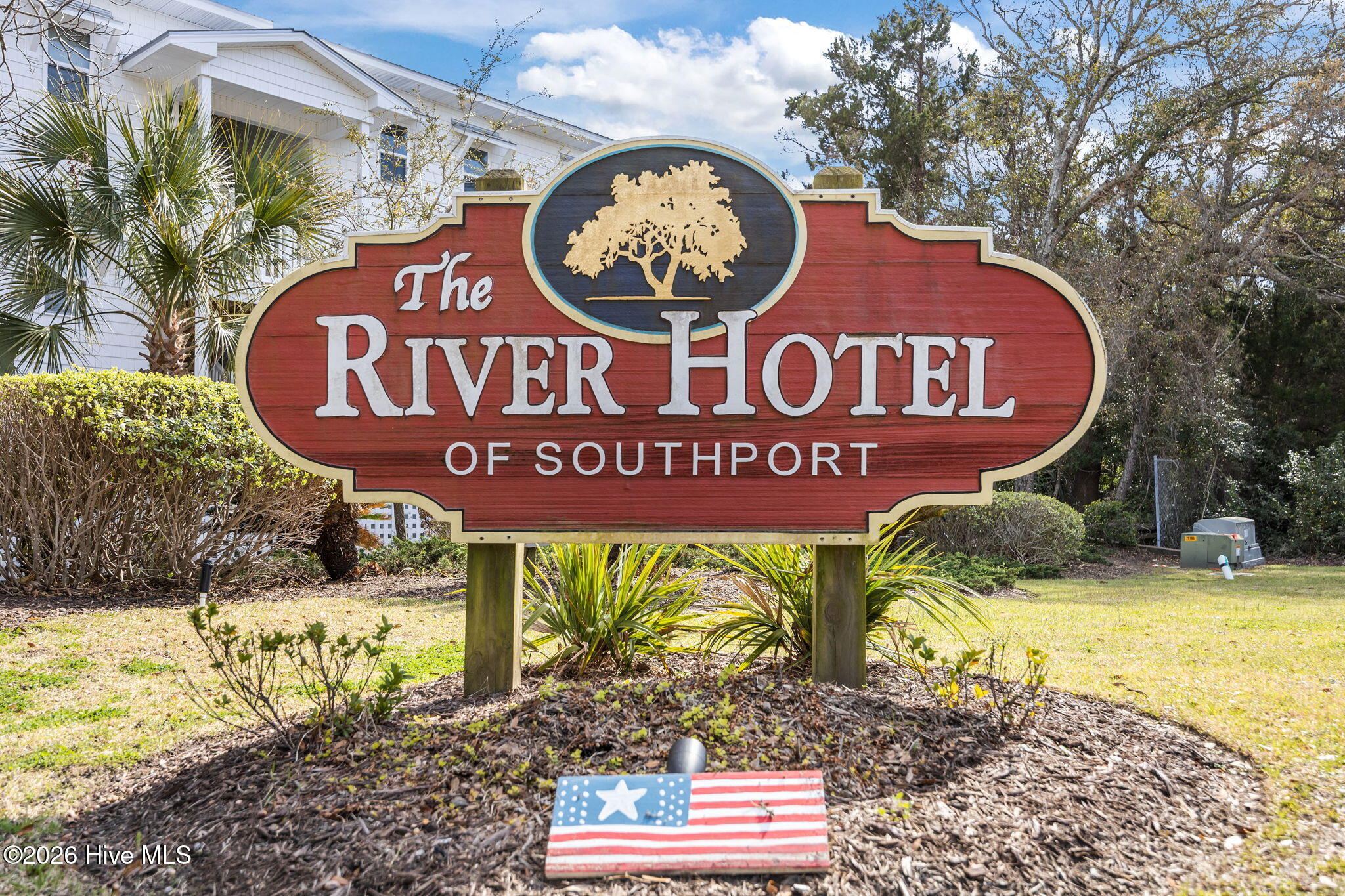 100561663 | Photo 19