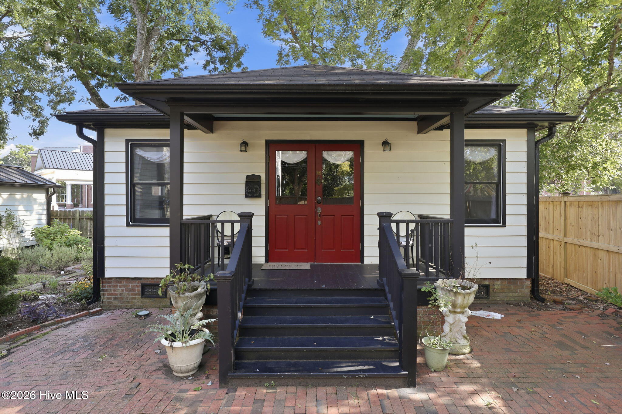 615 New Street,New Bern