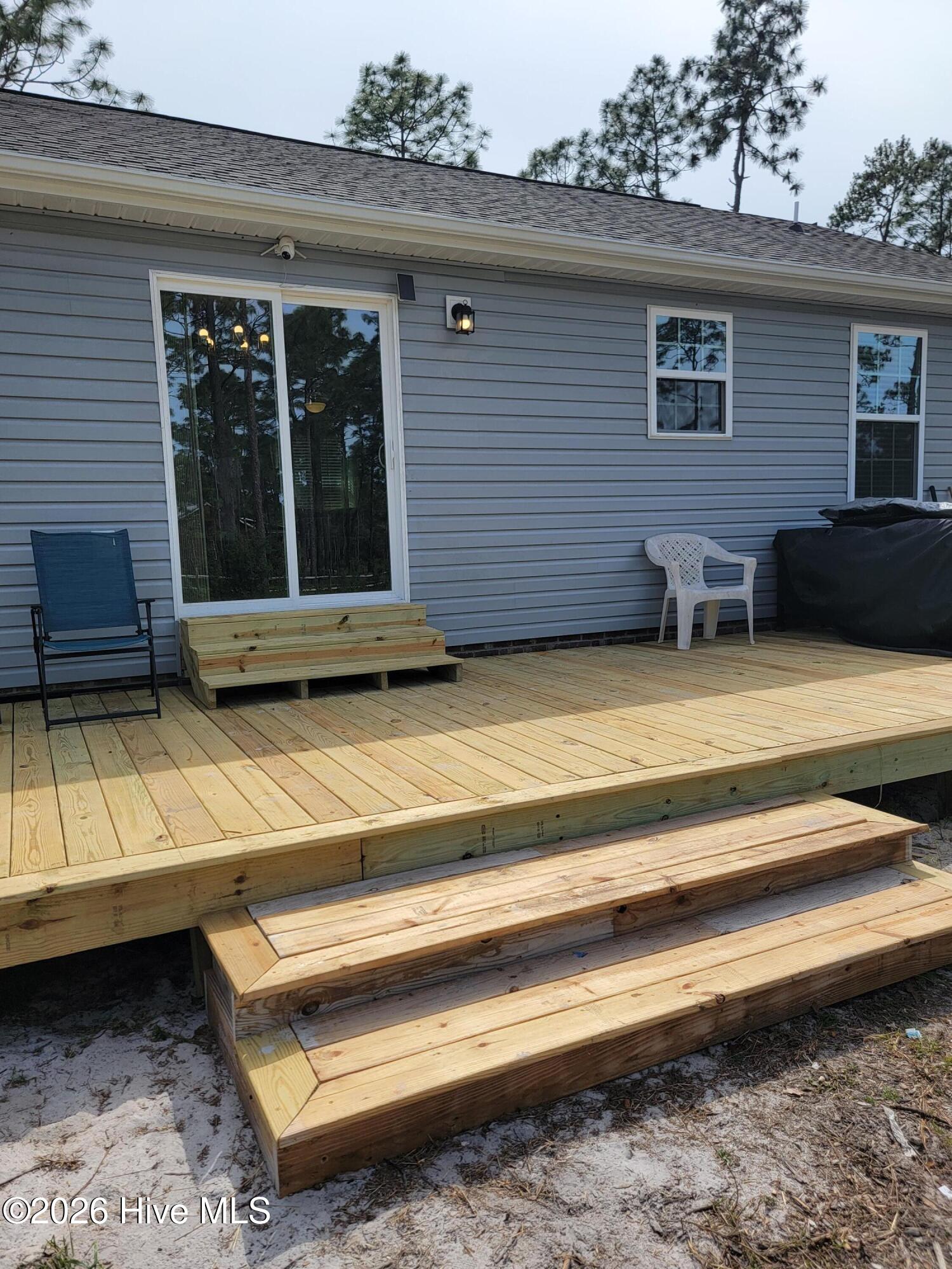 100548706 | Photo 28