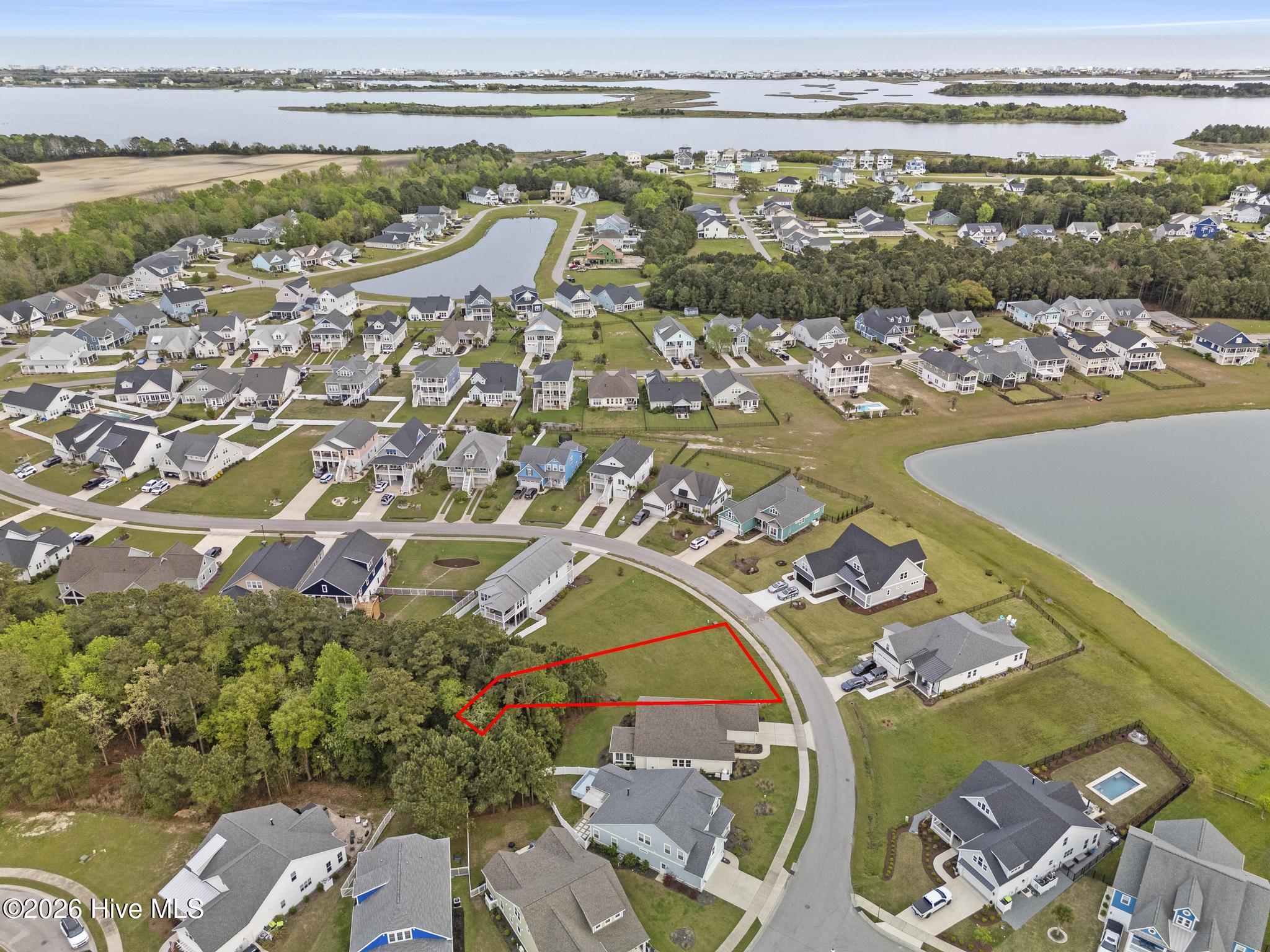 100564702 | Photo 15