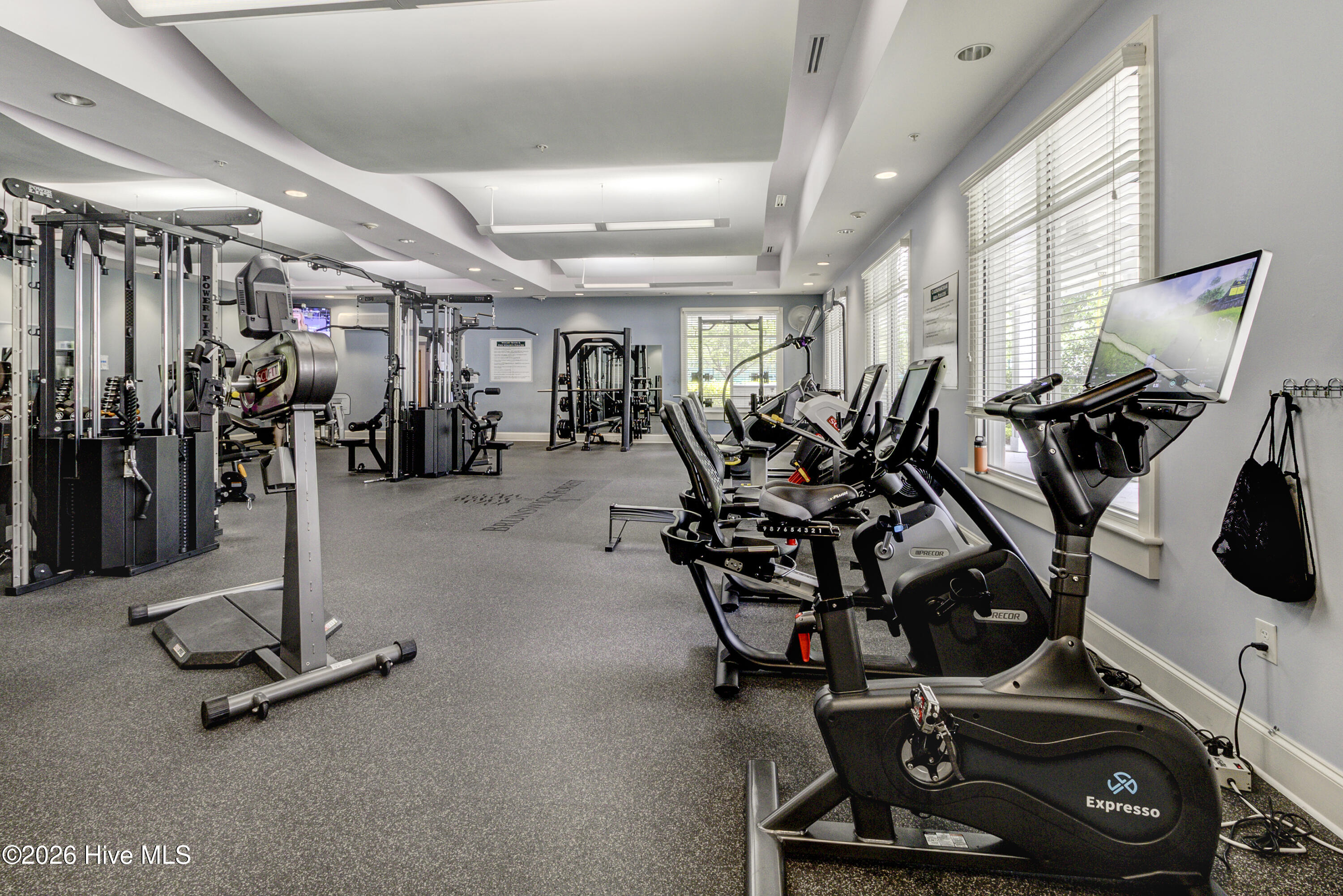 100569553 | Photo 38