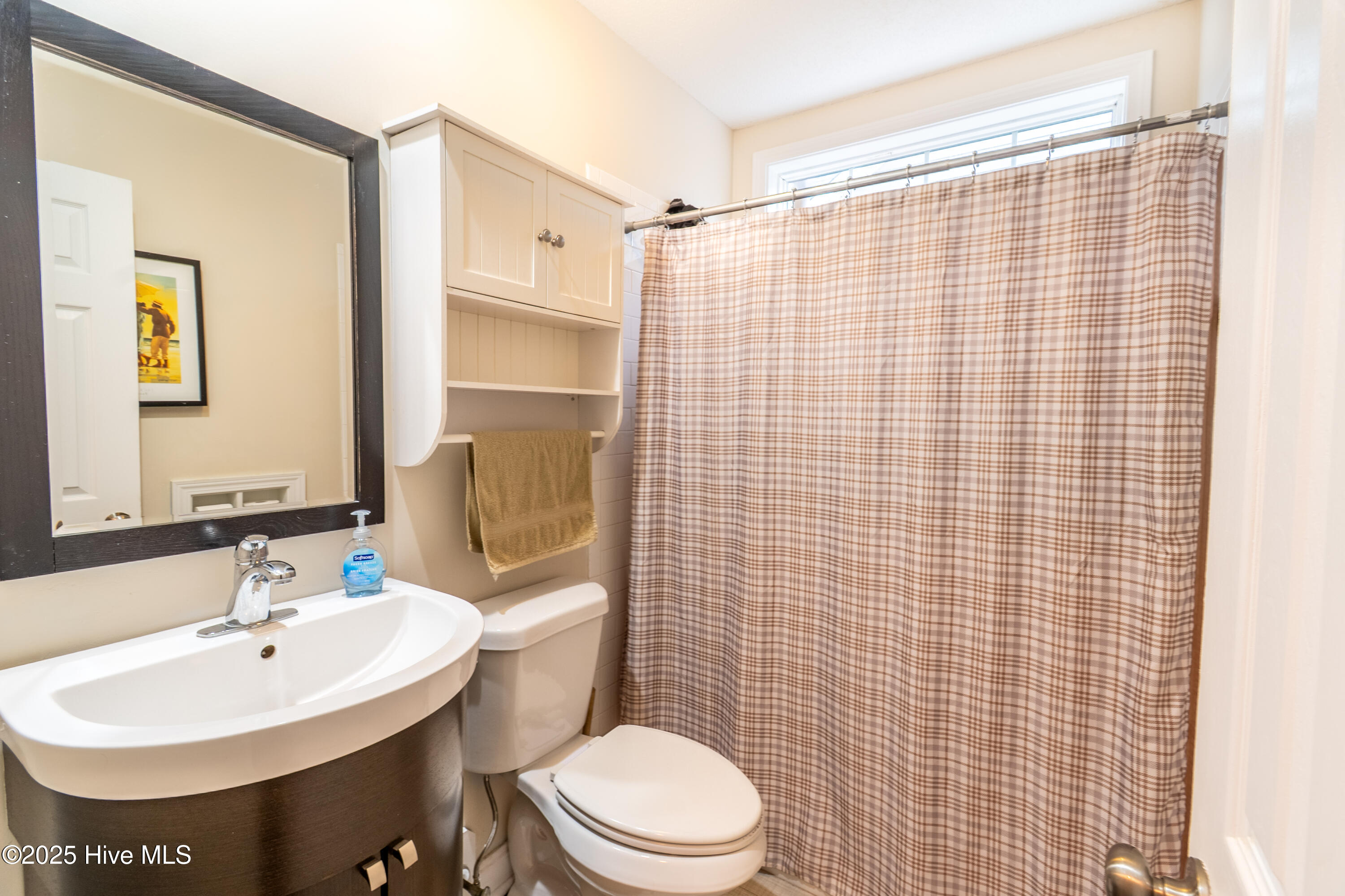 100531155 | Photo 16