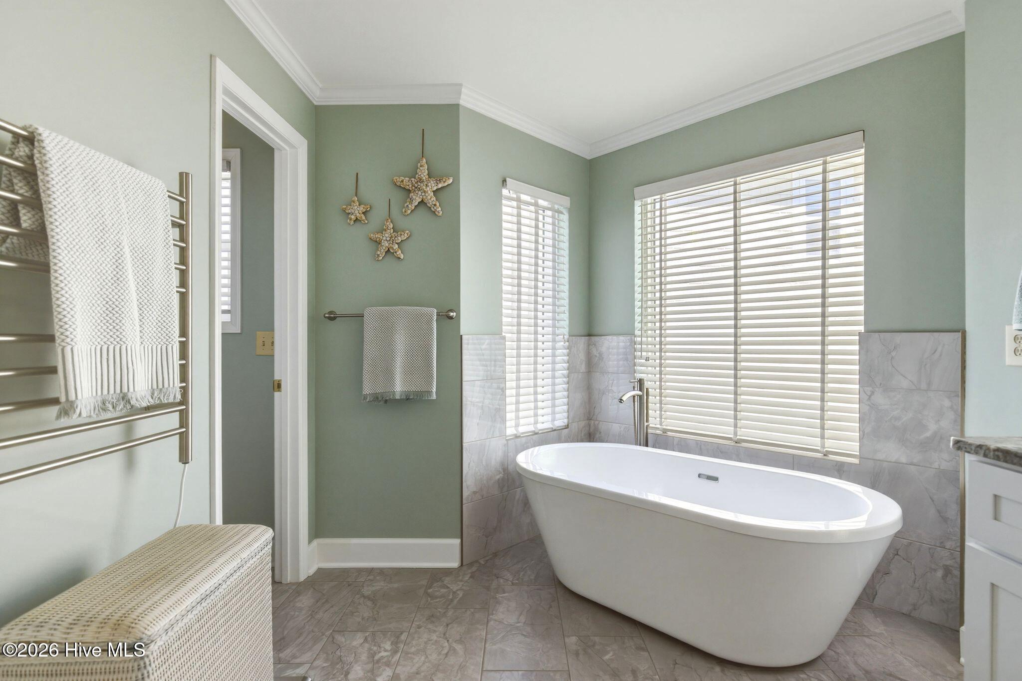 100539934 | Photo 33