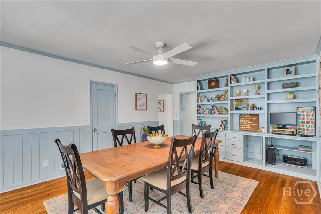 Formal dining room