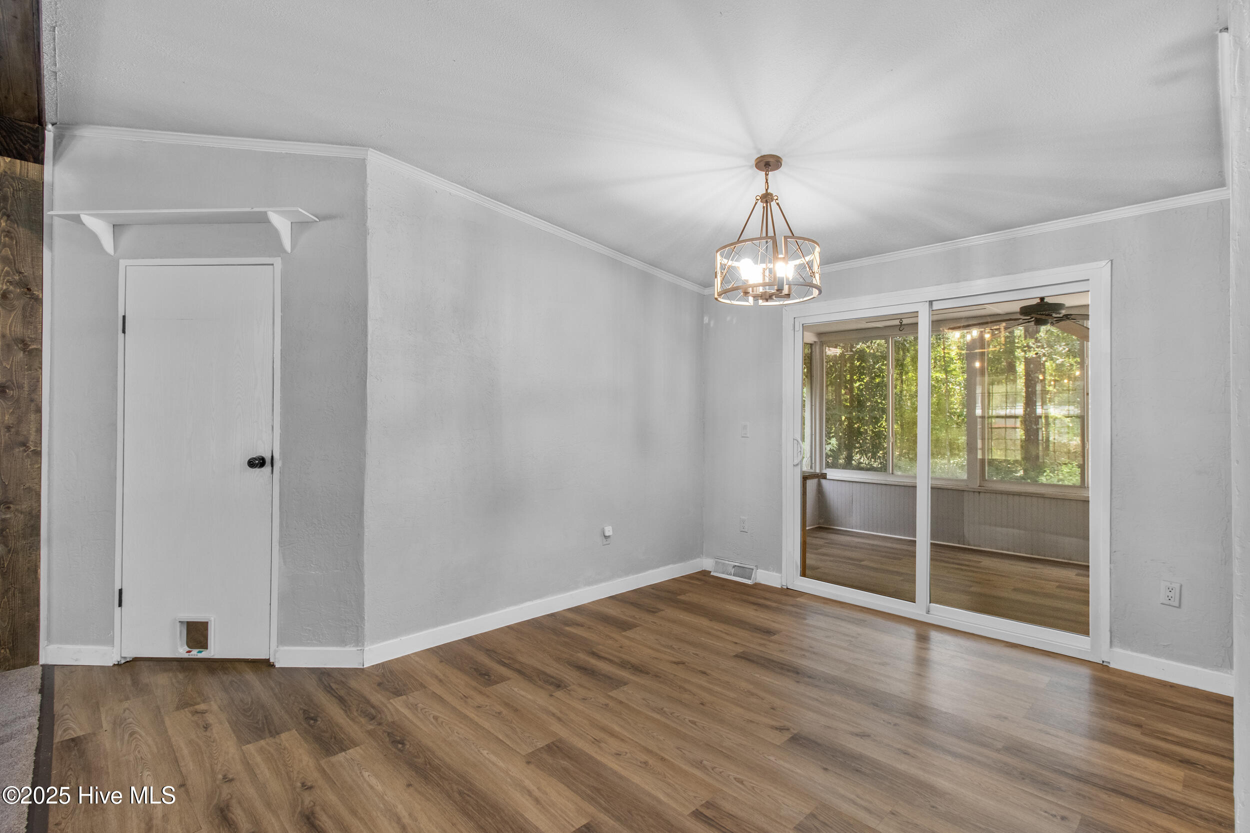 100515334 | Photo 20