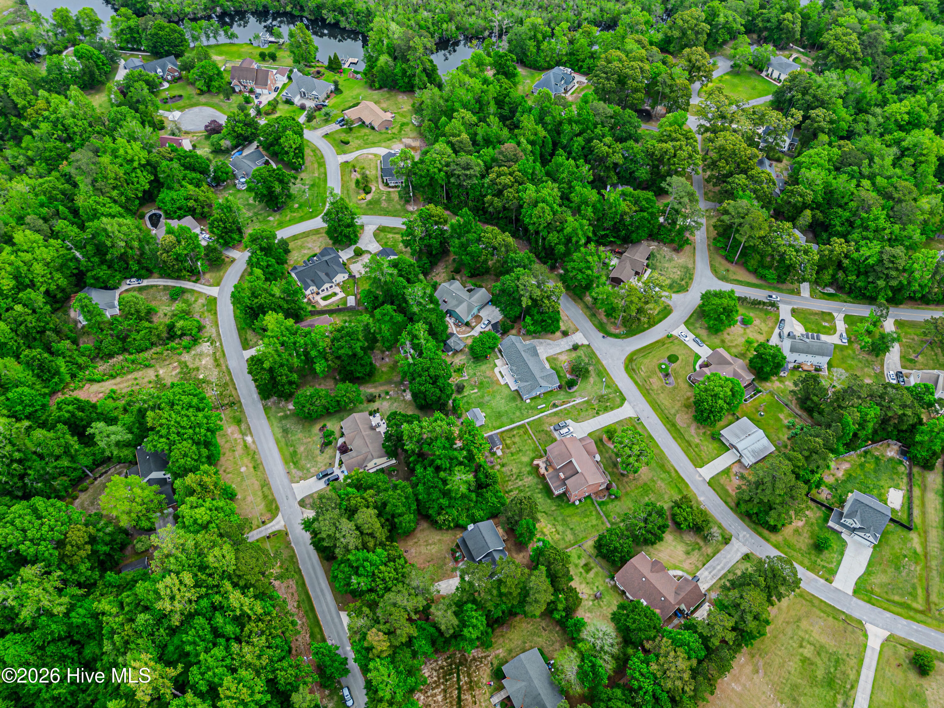 100568422 | Photo 70