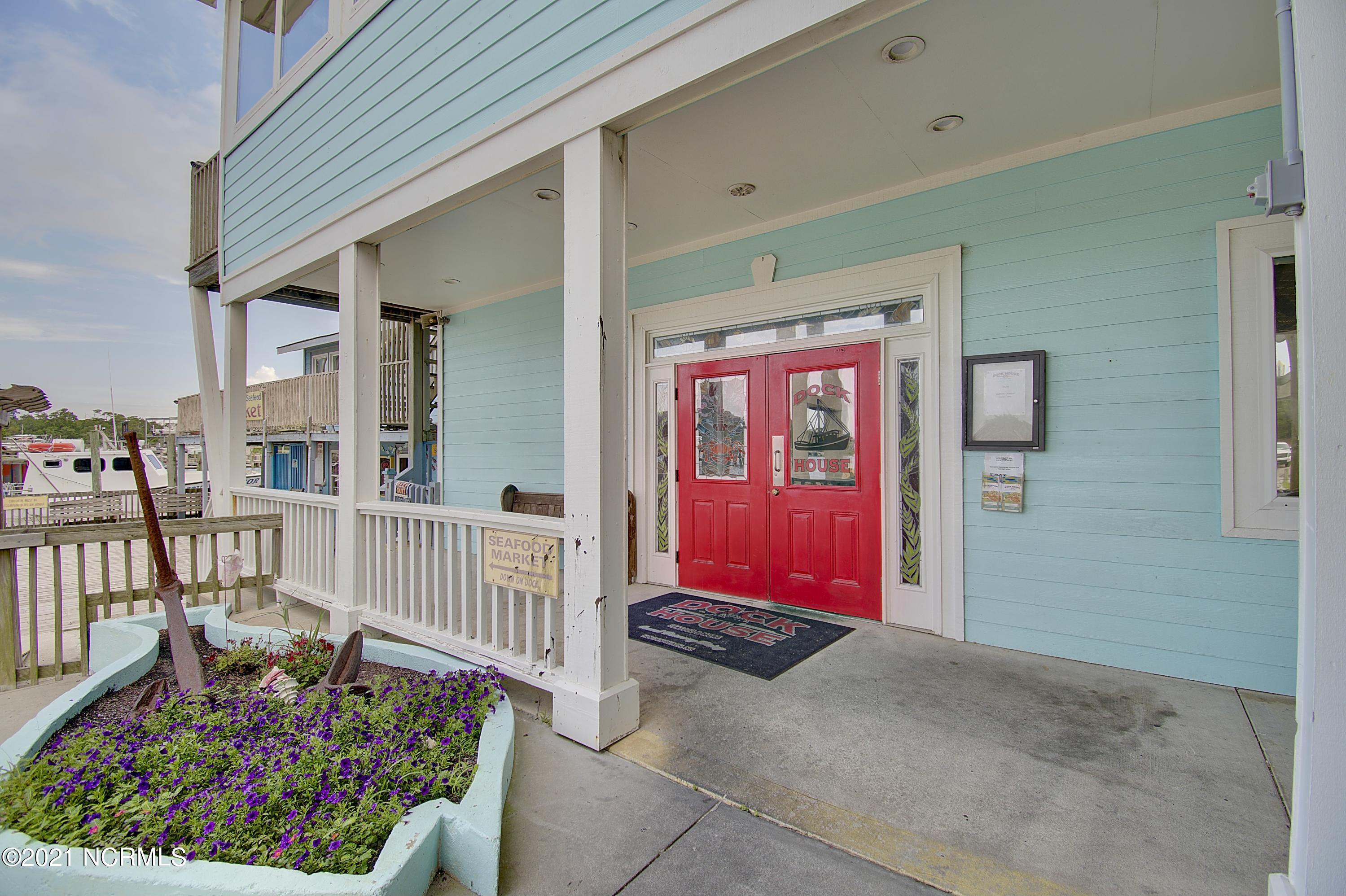 100502162 | Photo 16