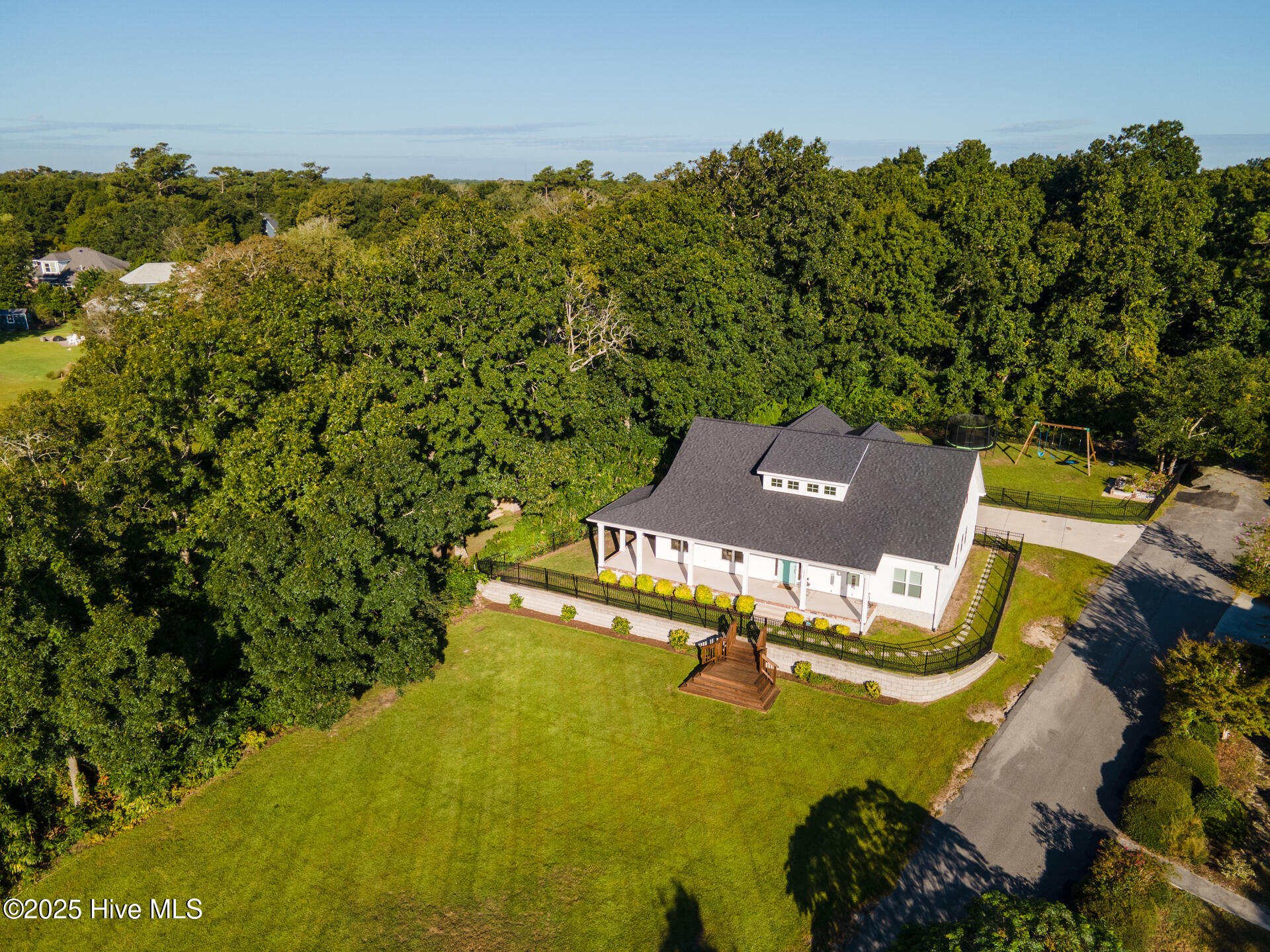 100554078 | Photo 68