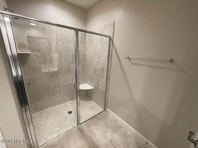 100546789 | Photo 16