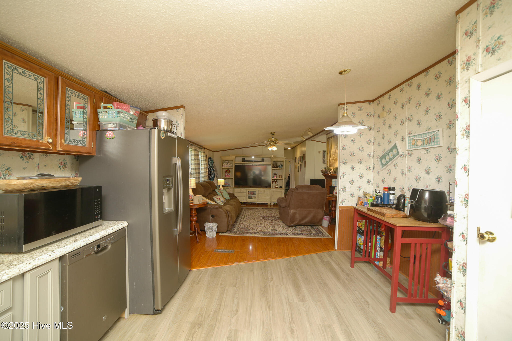 100528062 | Photo 13