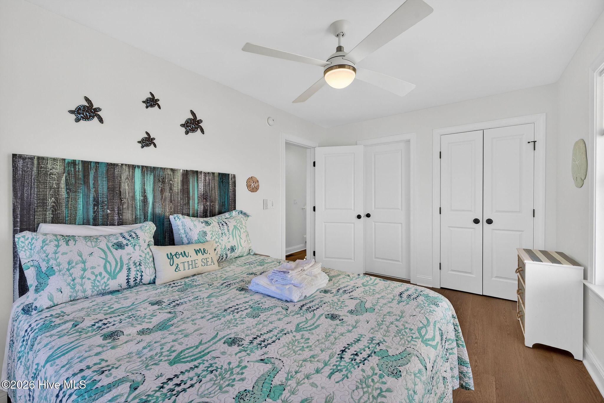 100565541 | Photo 35