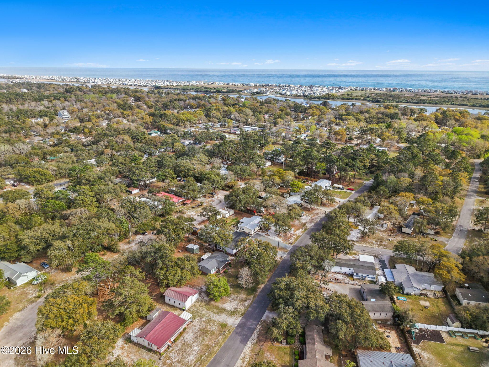 100564701 | Photo 48