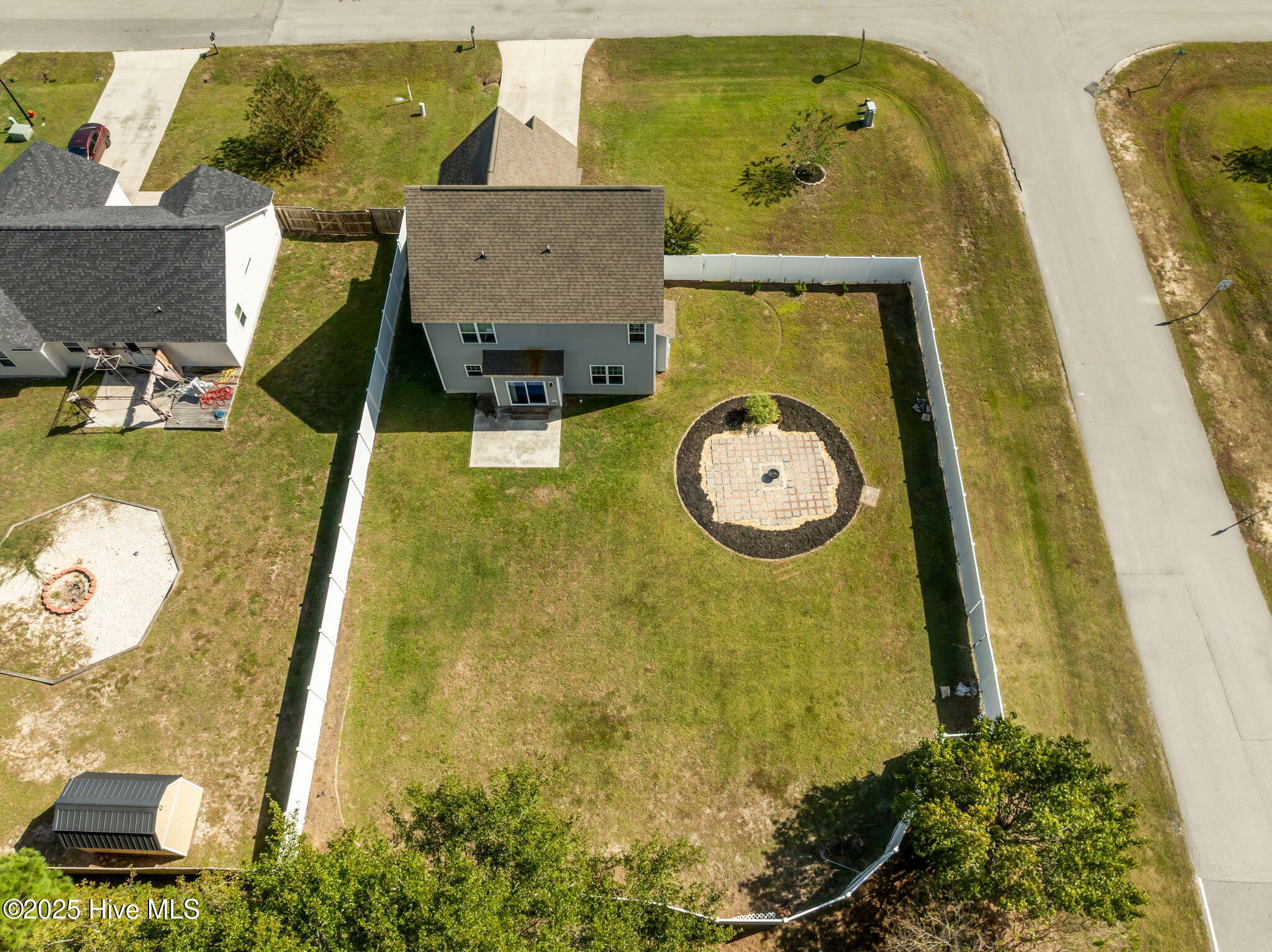 100534756 | Photo 44