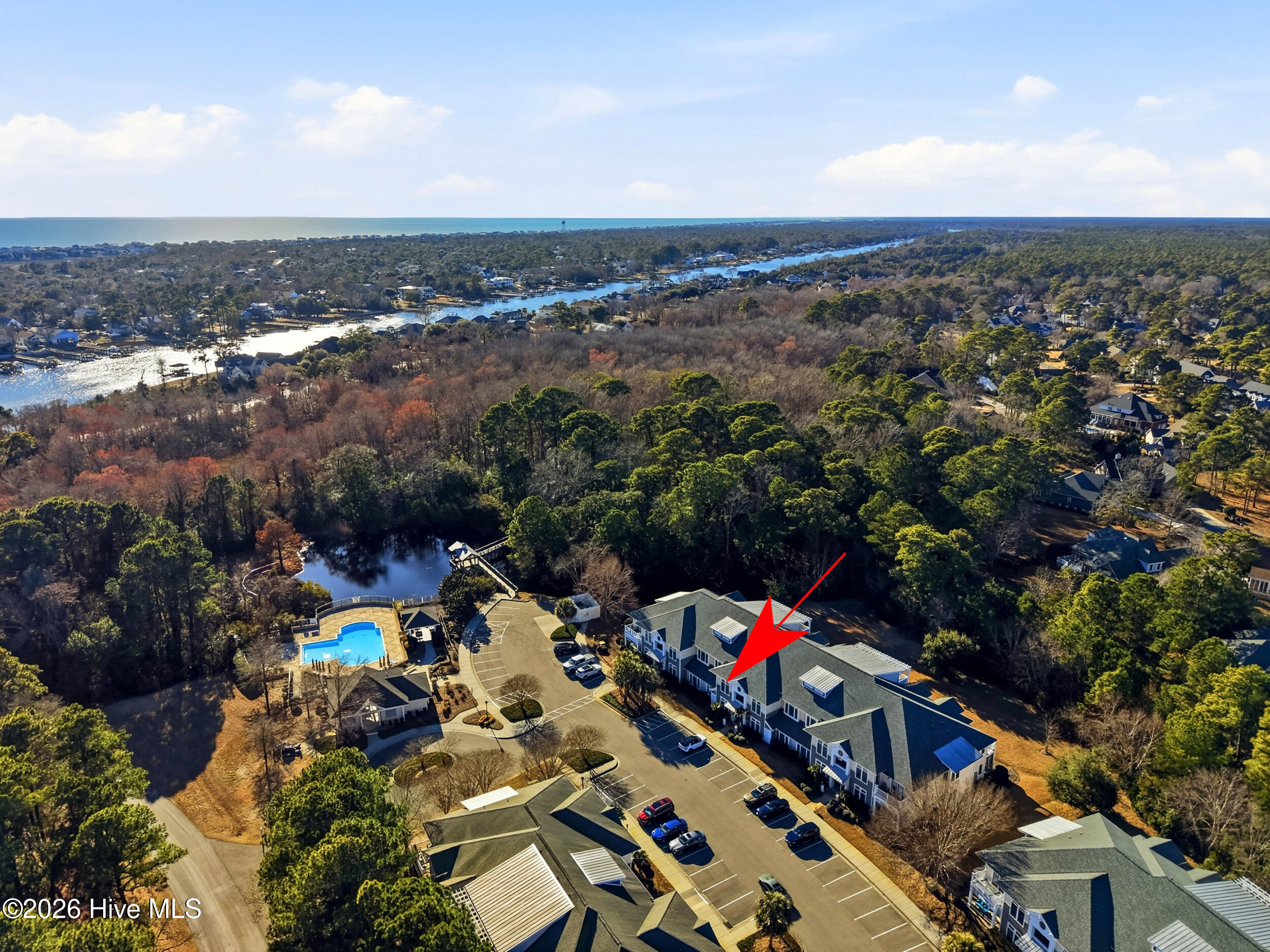 100551957 | Photo 45