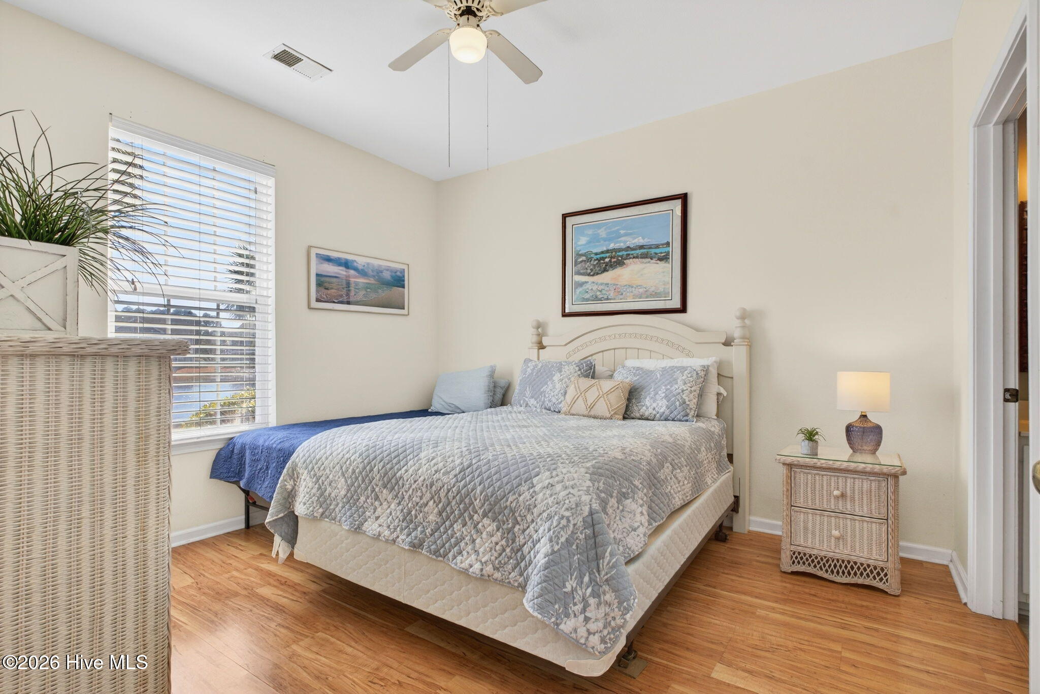 100559381 | Photo 21