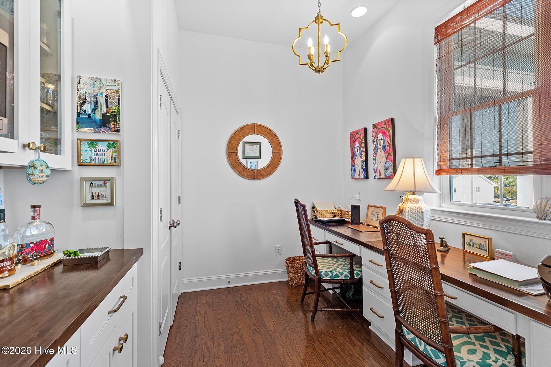 100554340 | Photo 32