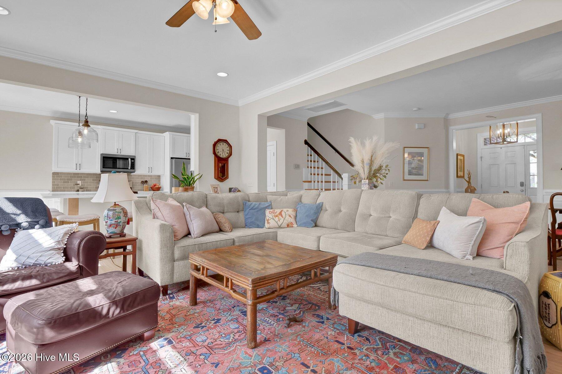 100559904 | Photo 10