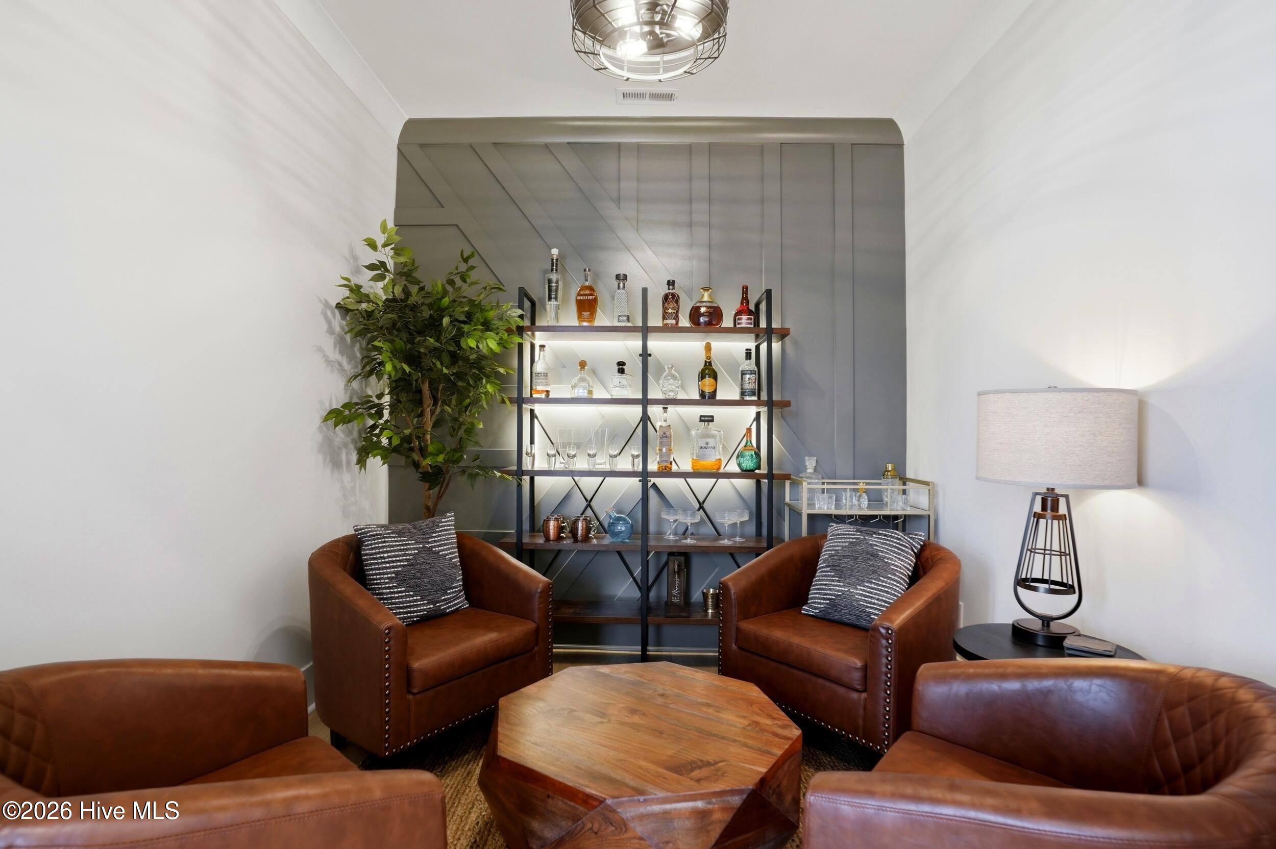 100559672 | Photo 36