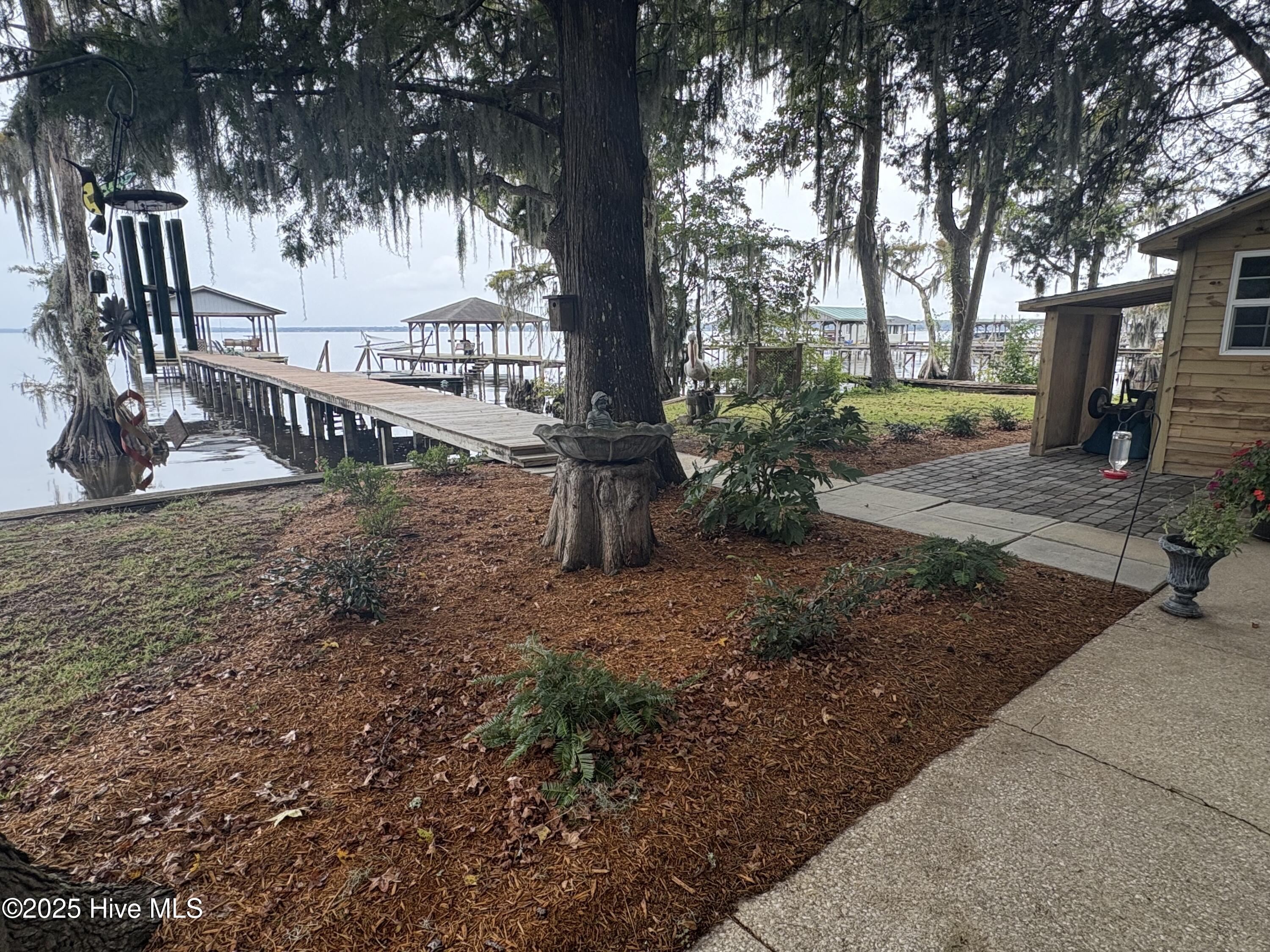 100534974 | Photo 22