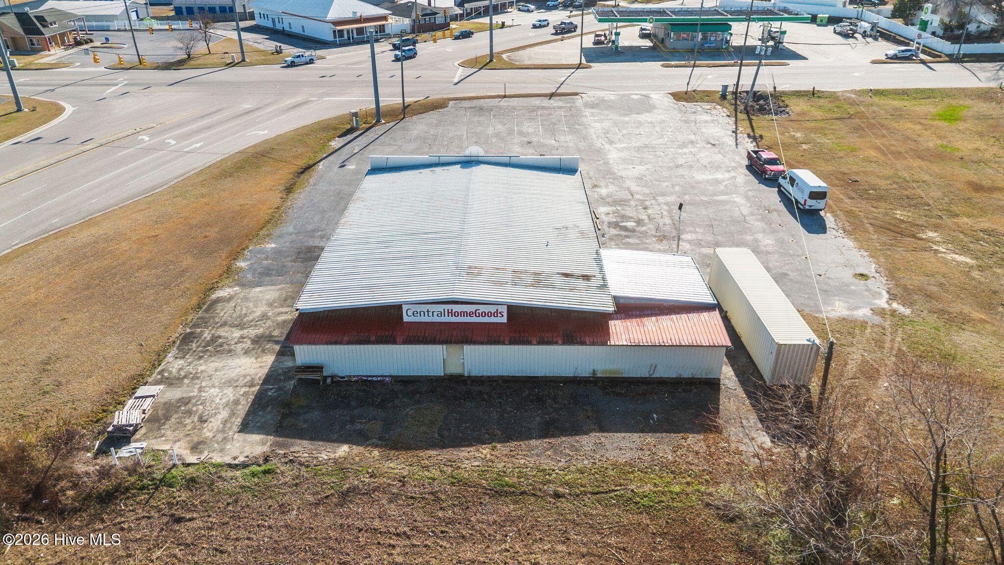 100550441 | Photo 71