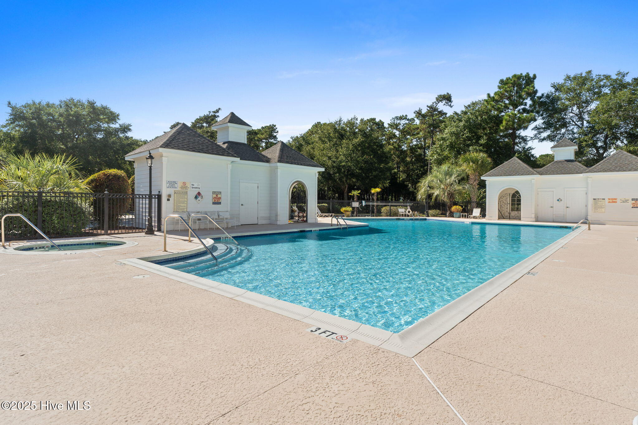 100549580 | Photo 81