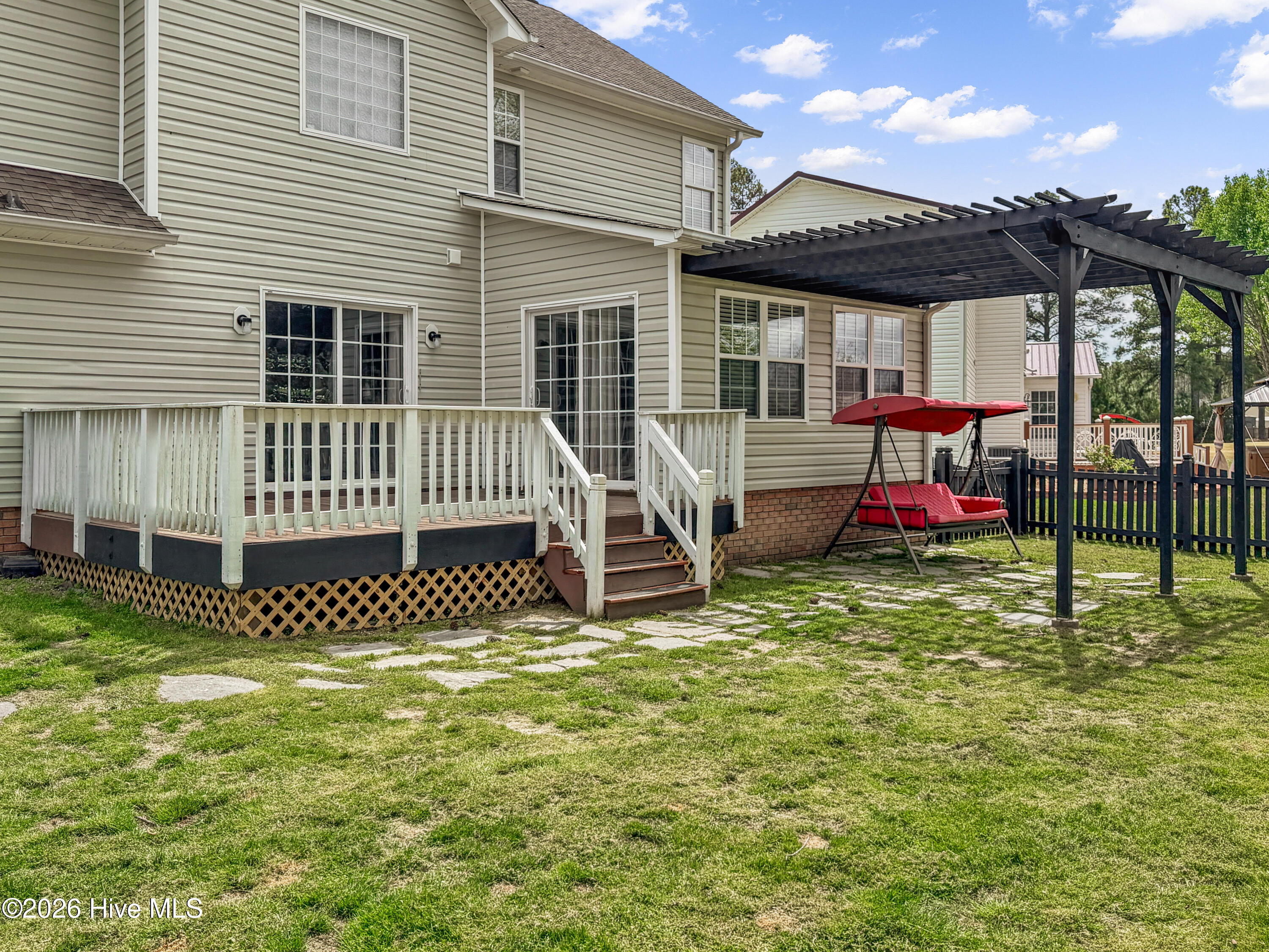 100564126 | Photo 50