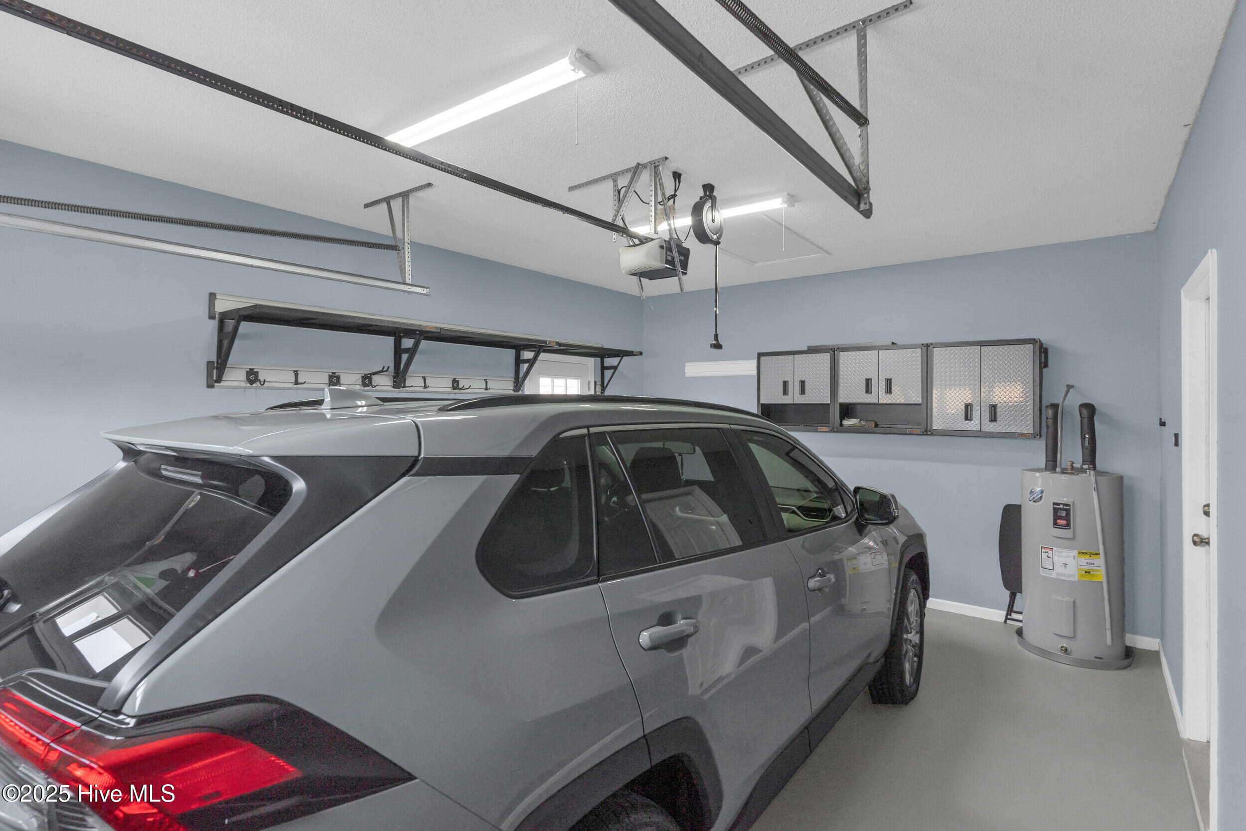 100546029 | Photo 27