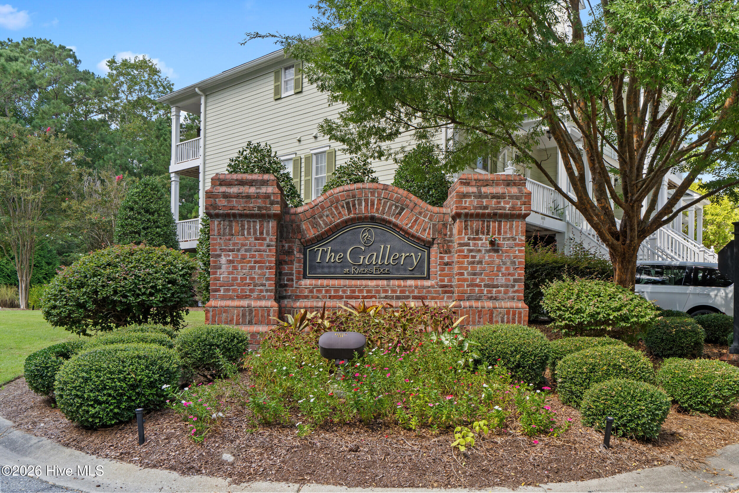 607 River Ridge Road Unit 1 — listing photograph 2