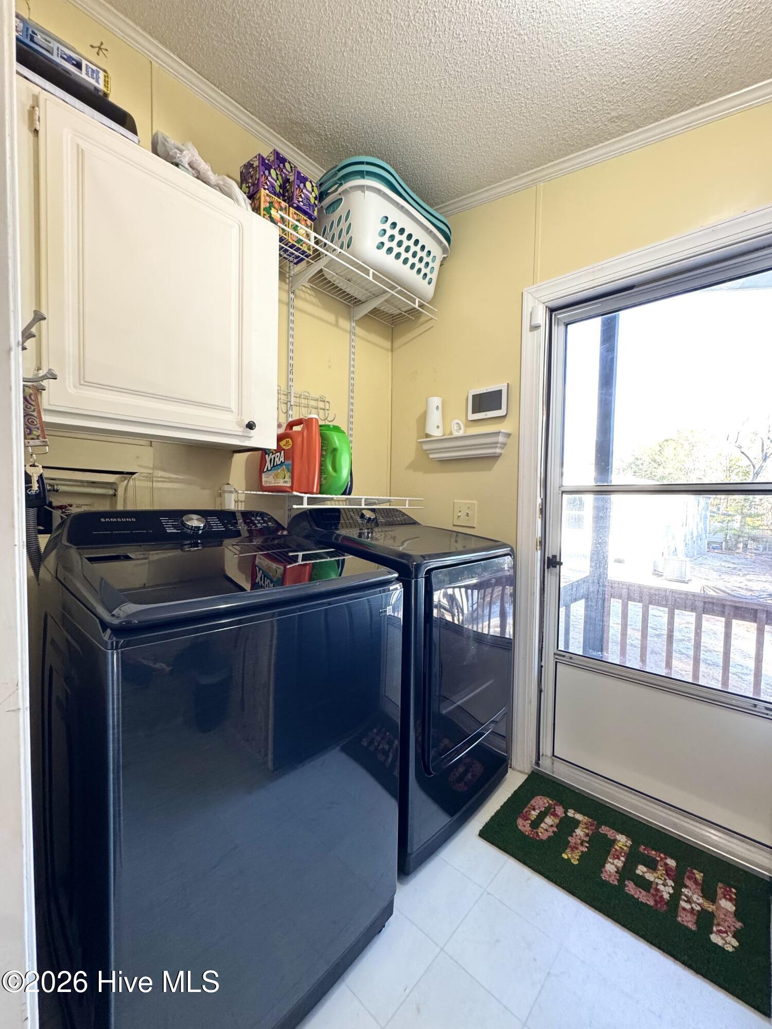 100548811 | Photo 24