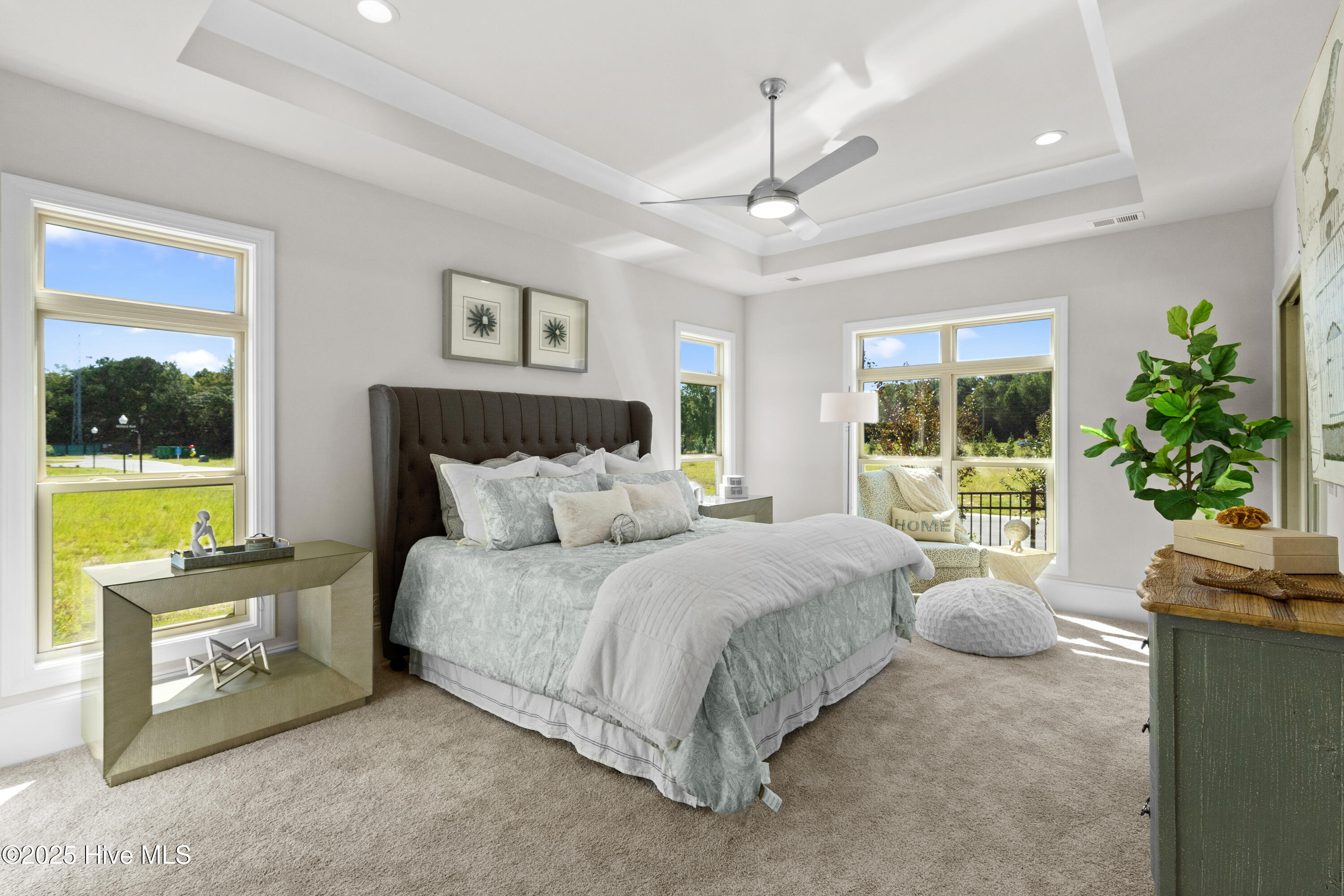 100496810 | Photo 27