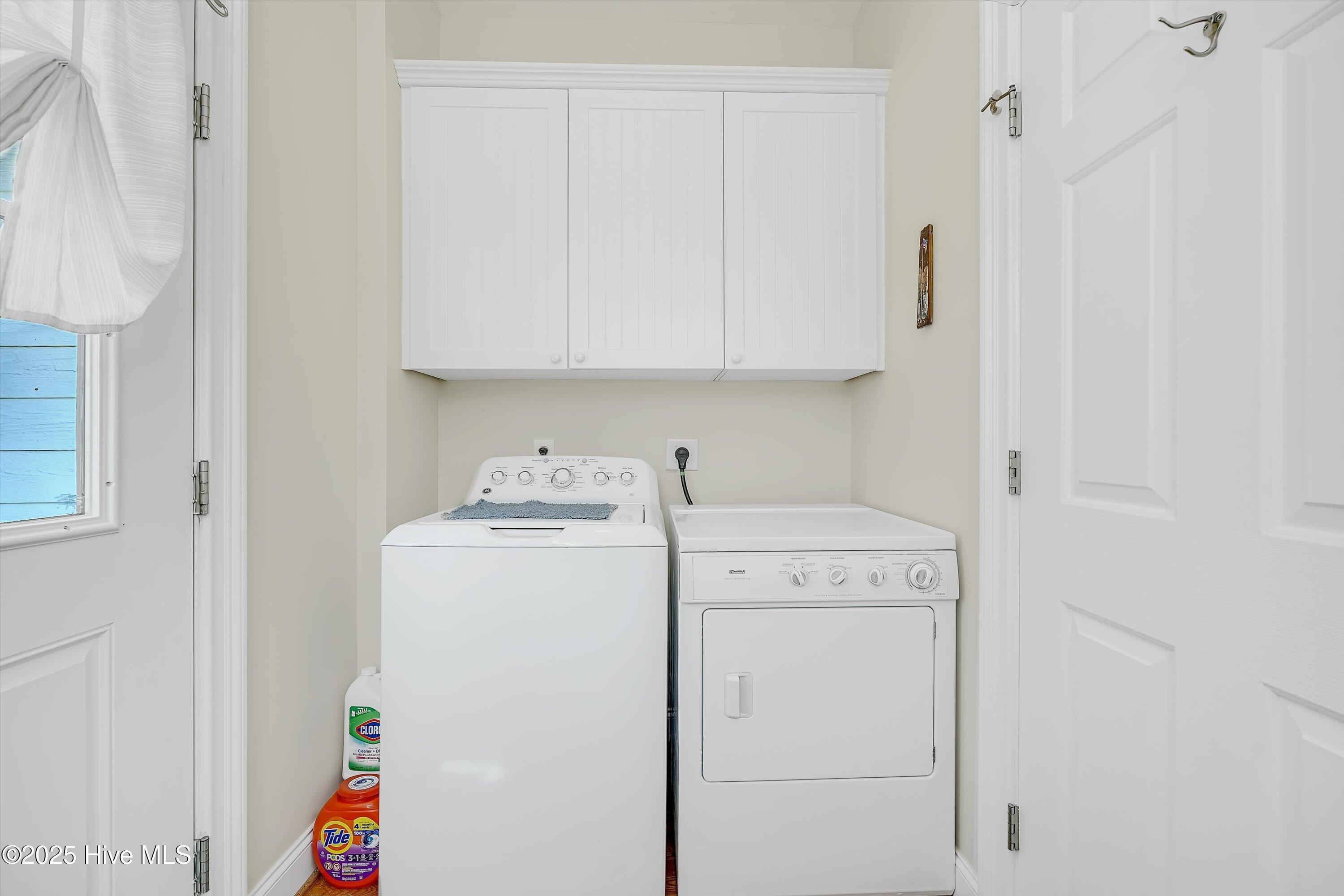 100521438 | Photo 23